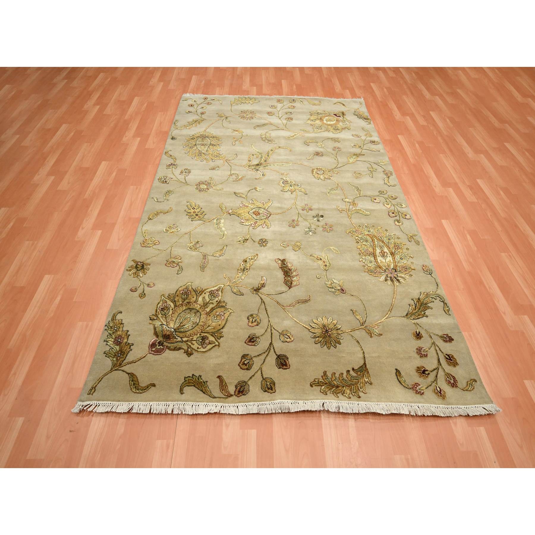 Rajasthan-Hand-Knotted-Rug-378015