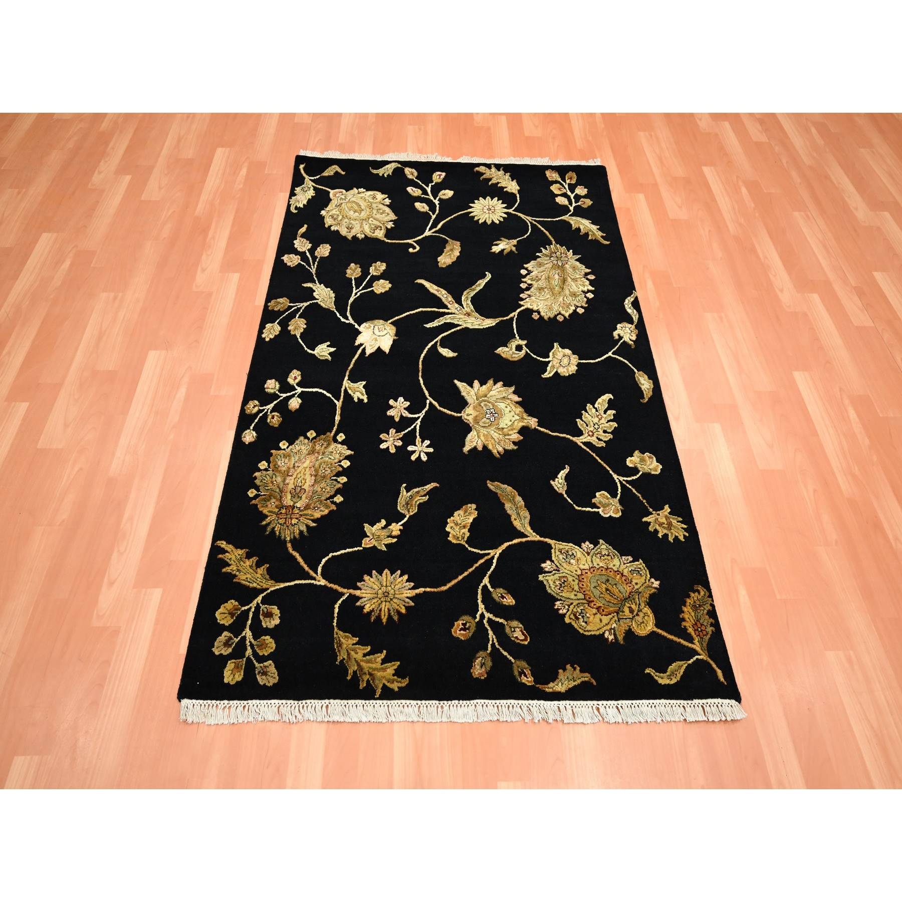 Rajasthan-Hand-Knotted-Rug-378045