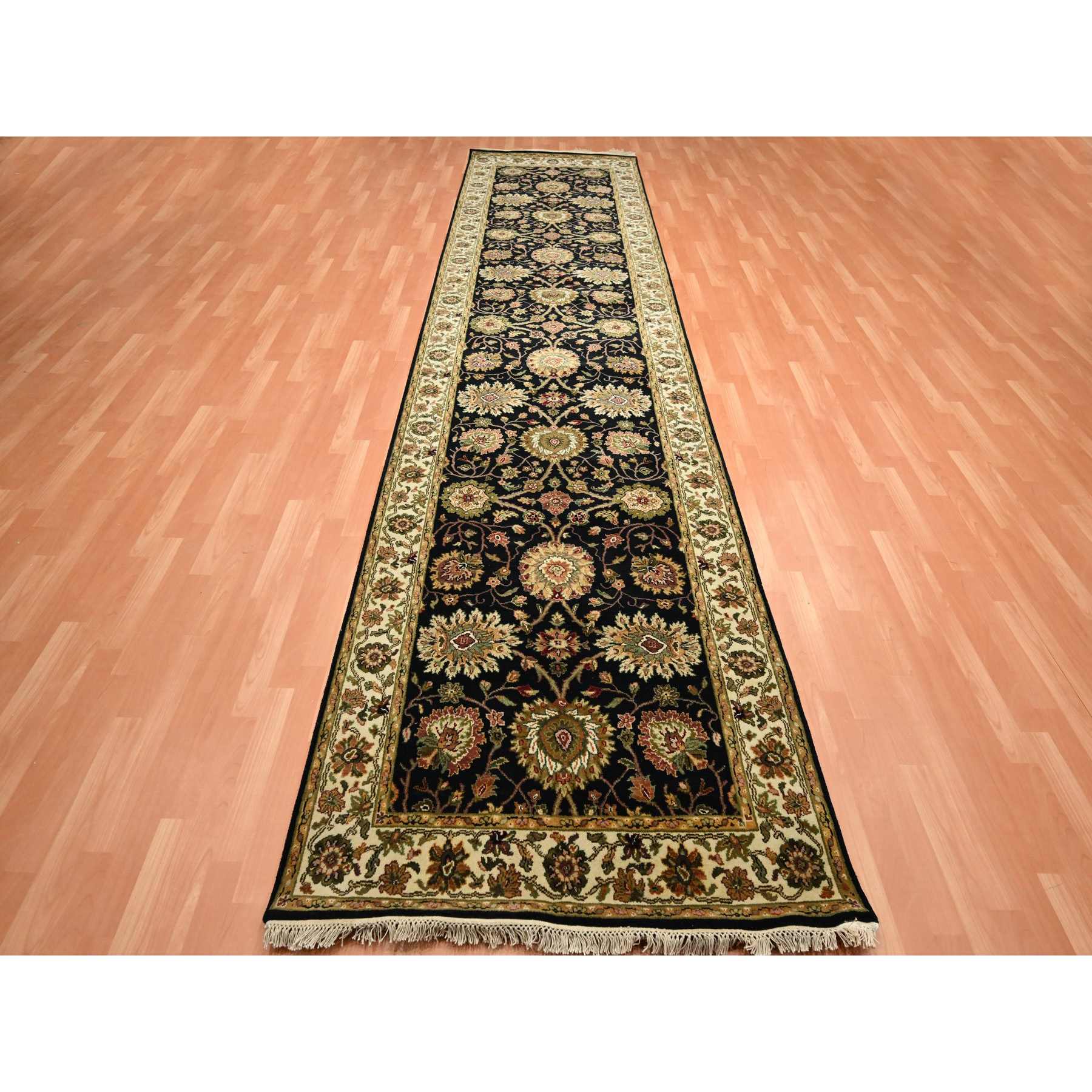 Rajasthan-Hand-Knotted-Rug-378050