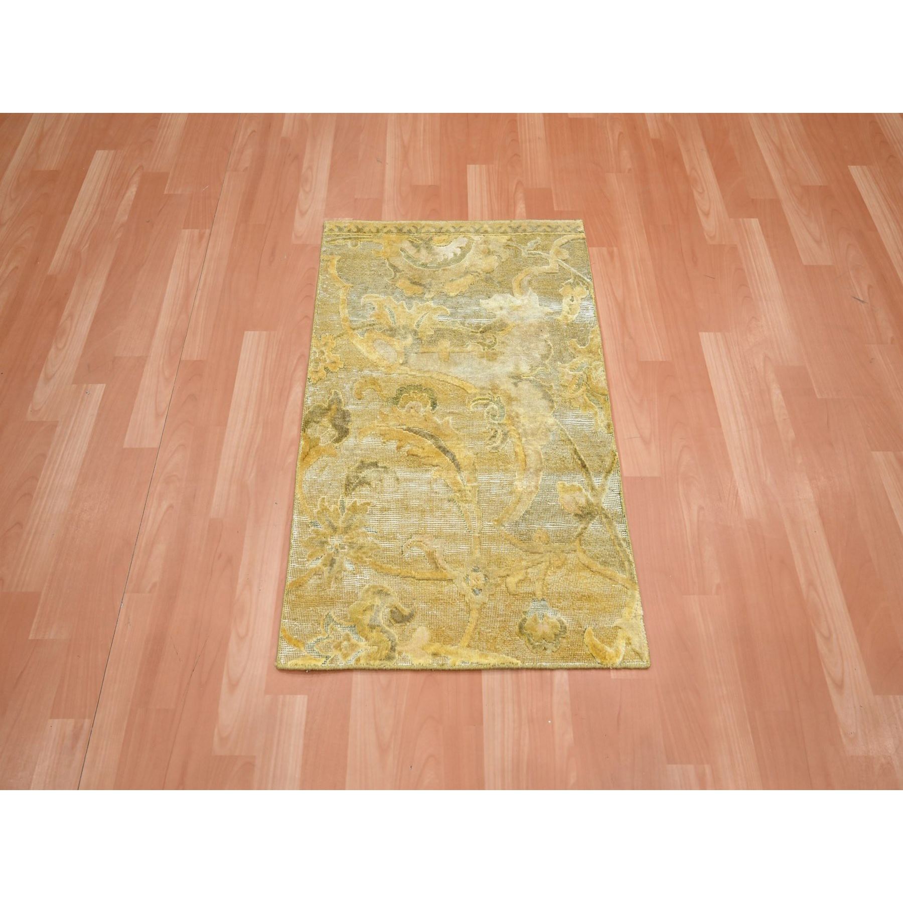 Silk-Hand-Knotted-Rug-379550