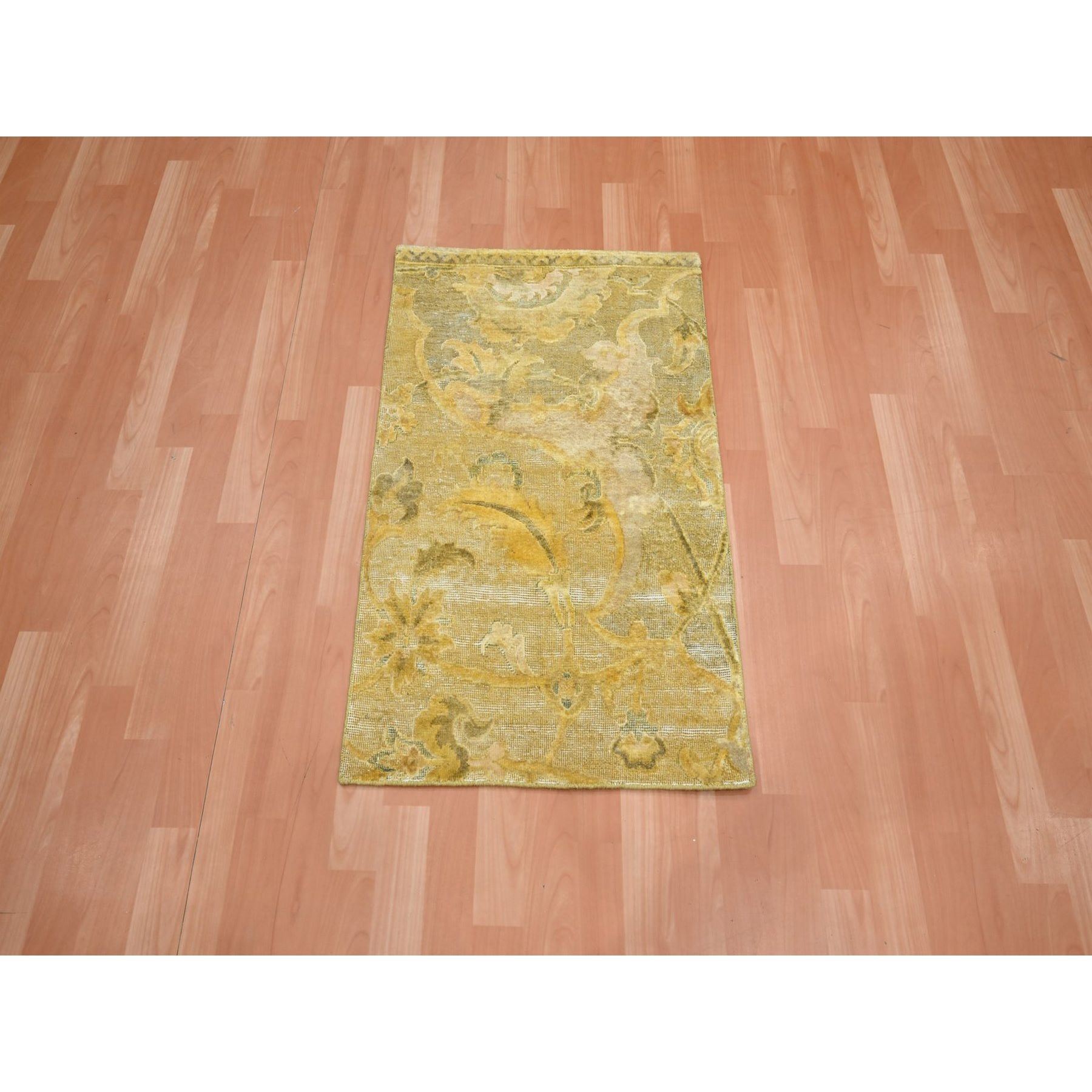 Silk-Hand-Knotted-Rug-379555