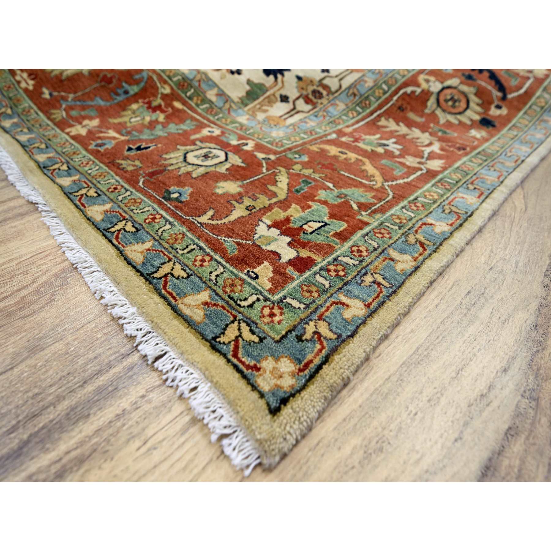 Heriz-Hand-Knotted-Rug-381115