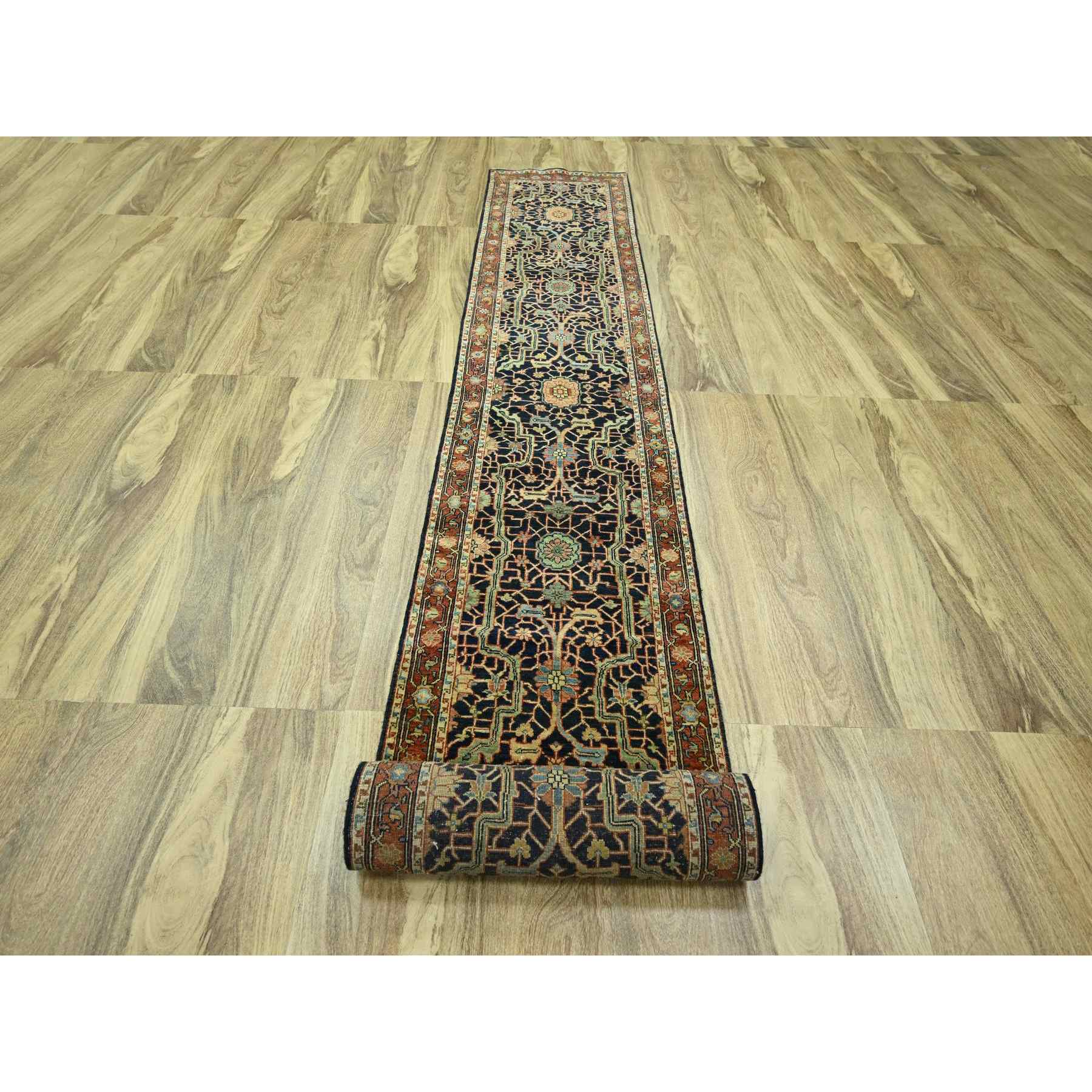 Heriz-Hand-Knotted-Rug-381165