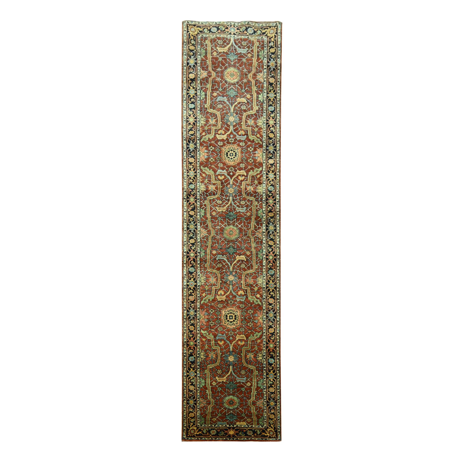 Heriz-Hand-Knotted-Rug-381170