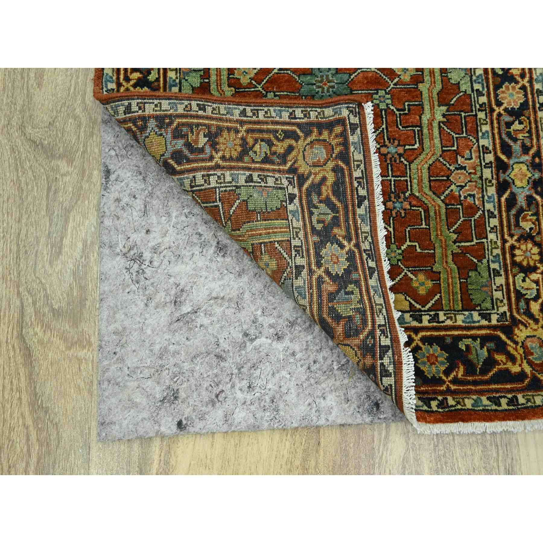 Heriz-Hand-Knotted-Rug-381175