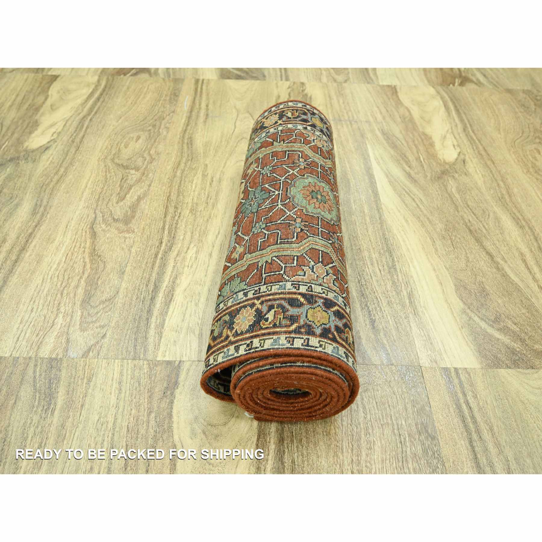 Heriz-Hand-Knotted-Rug-381175
