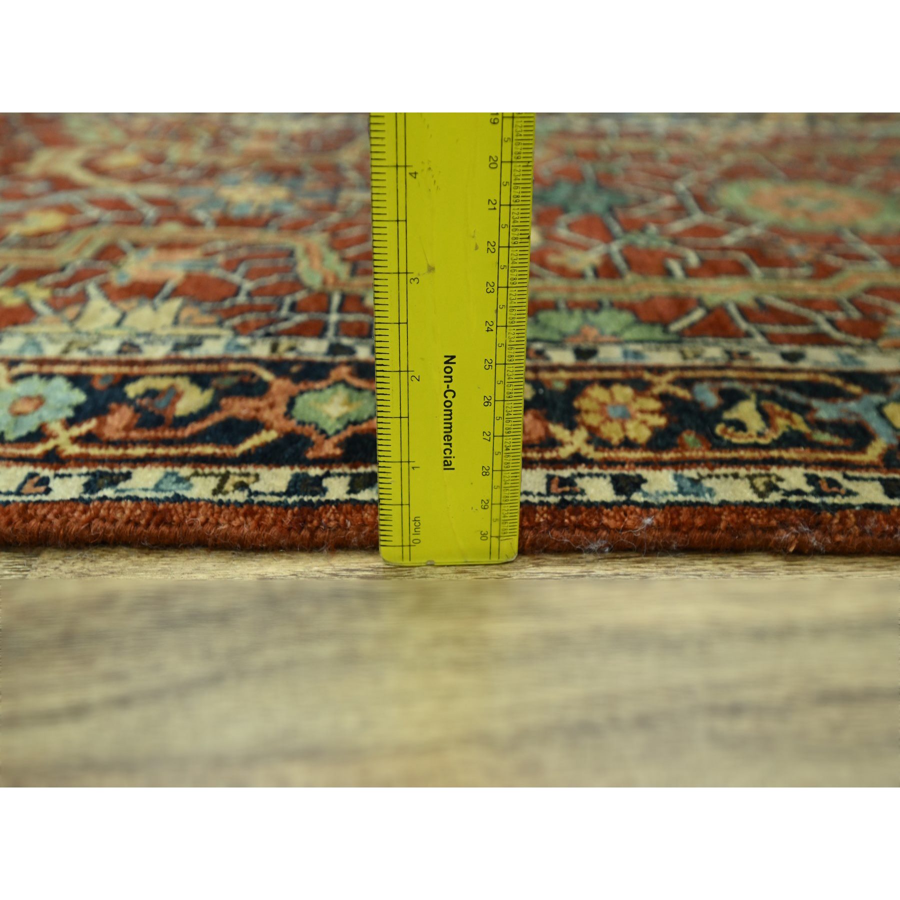 Heriz-Hand-Knotted-Rug-381175