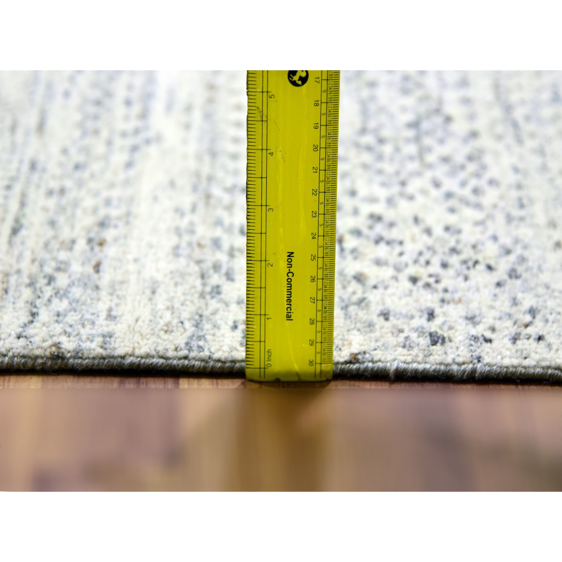 Modern-and-Contemporary-Hand-Knotted-Rug-380020