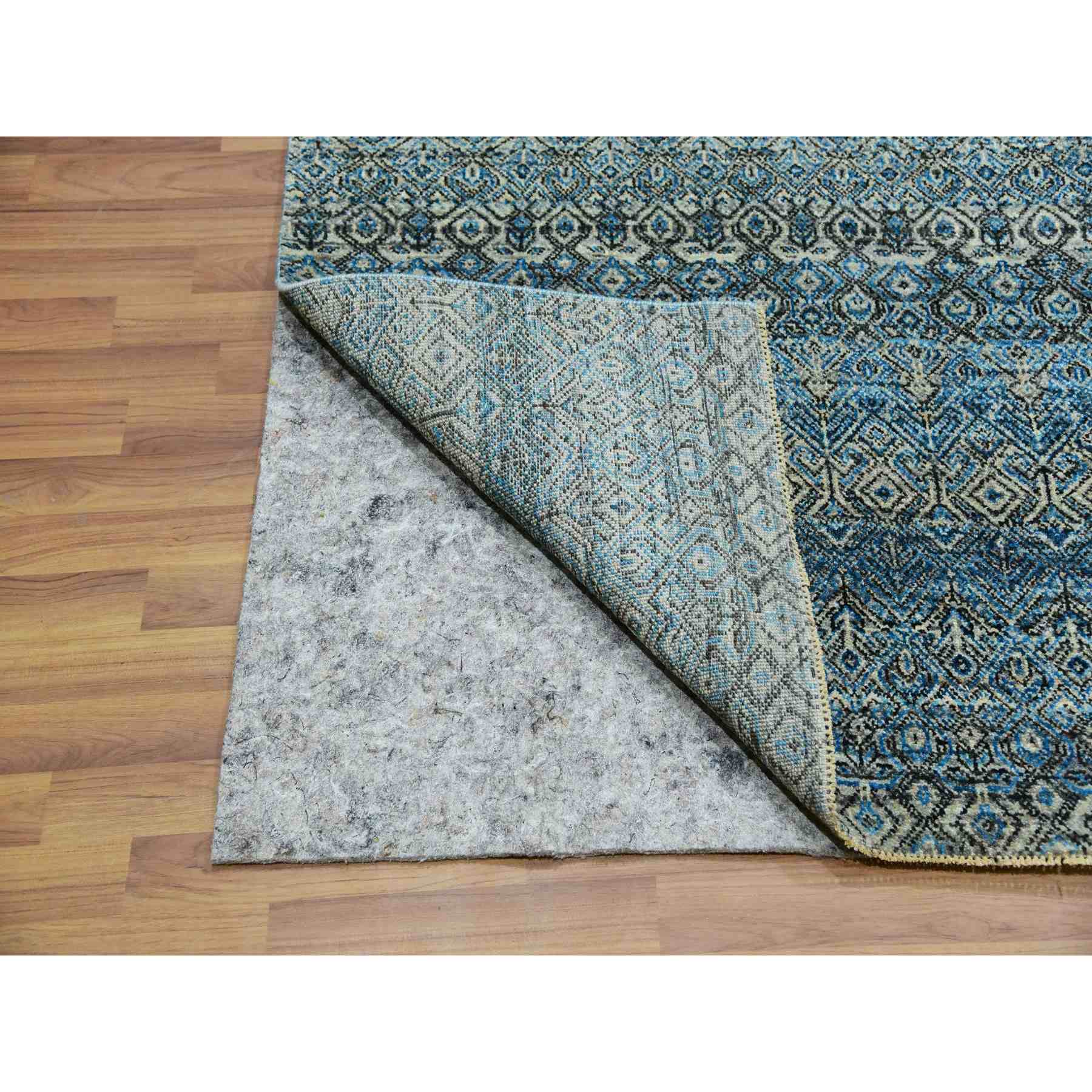 Modern-and-Contemporary-Hand-Knotted-Rug-380030