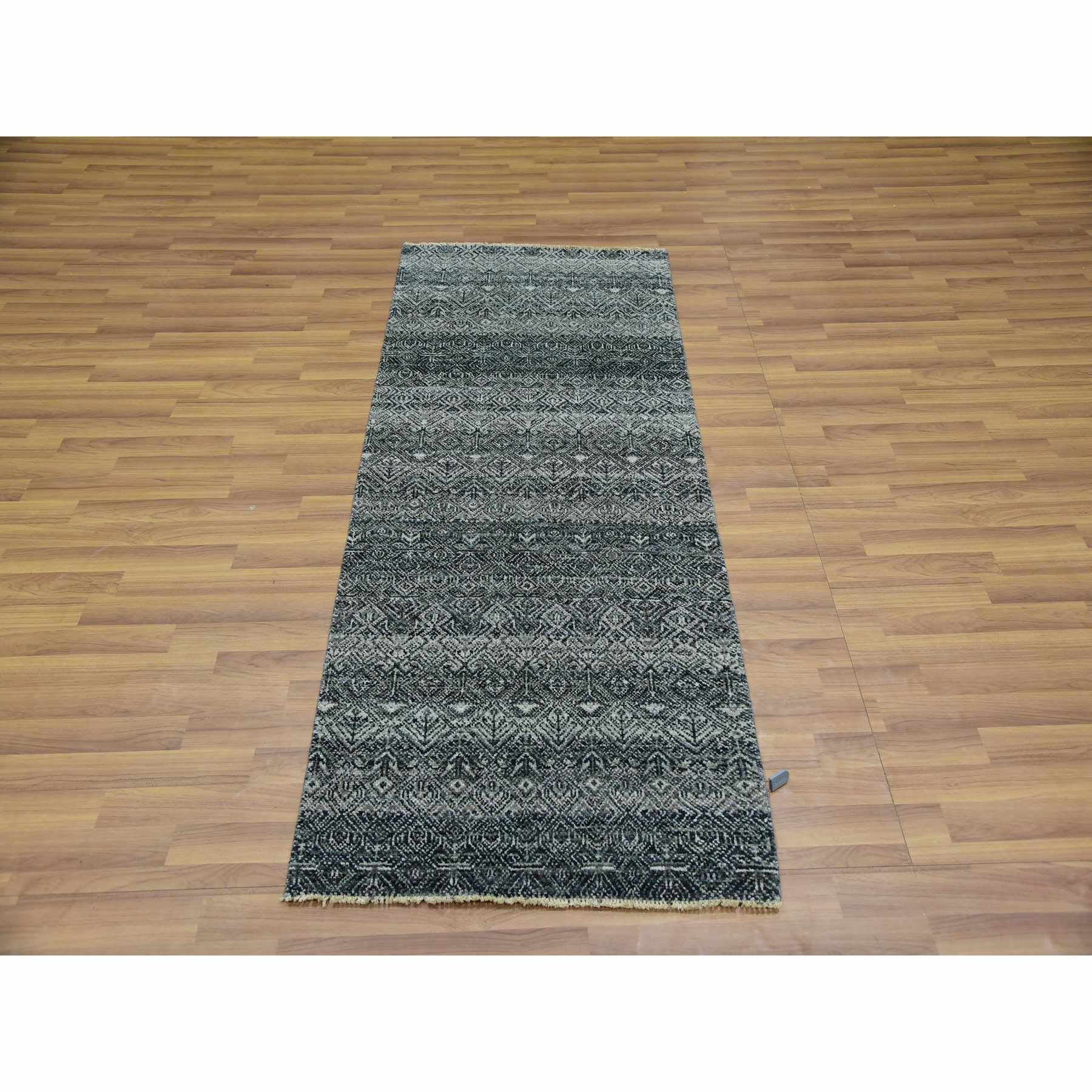 Modern-and-Contemporary-Hand-Knotted-Rug-380095