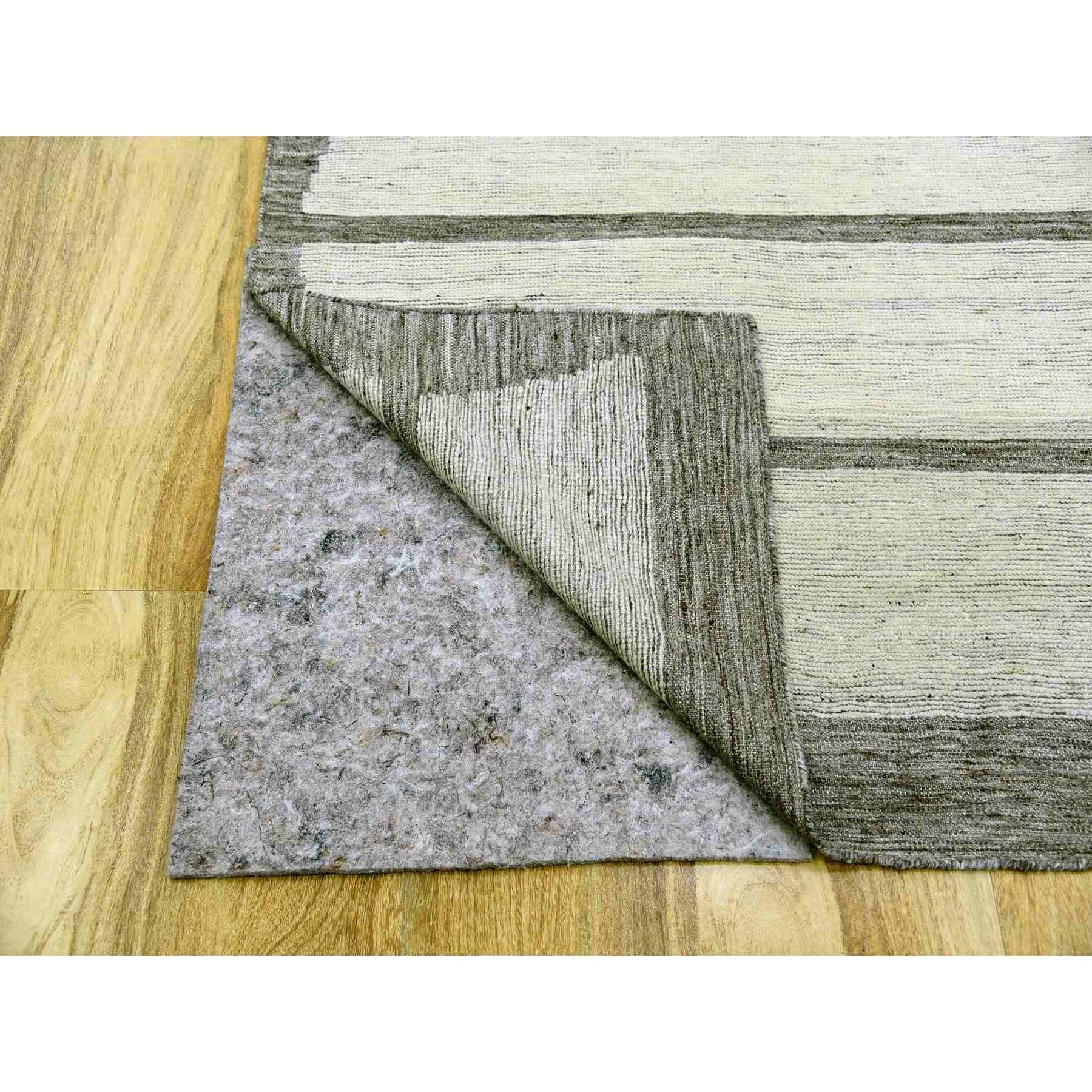 Modern-and-Contemporary-Hand-Knotted-Rug-380310