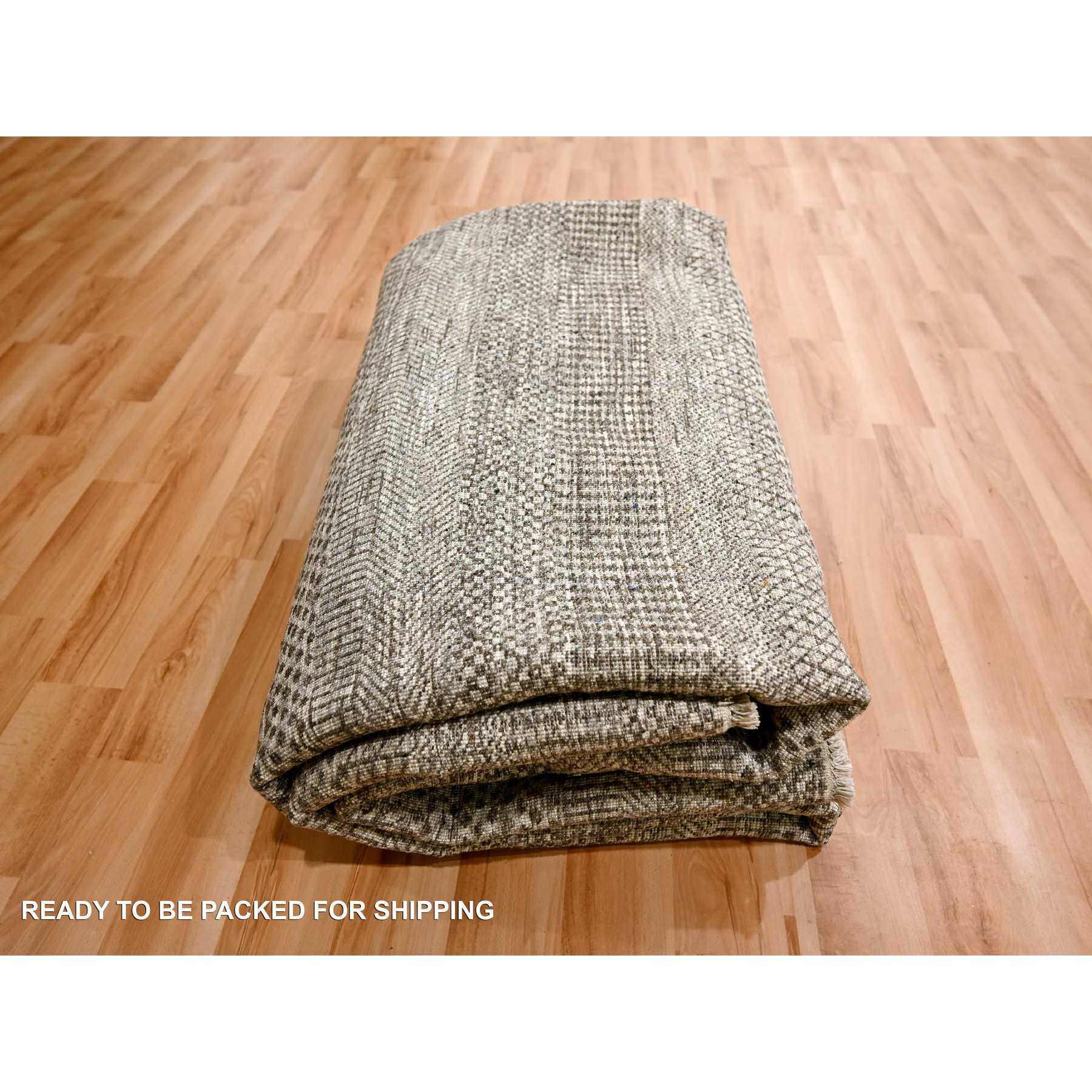 Modern-and-Contemporary-Hand-Knotted-Rug-380420