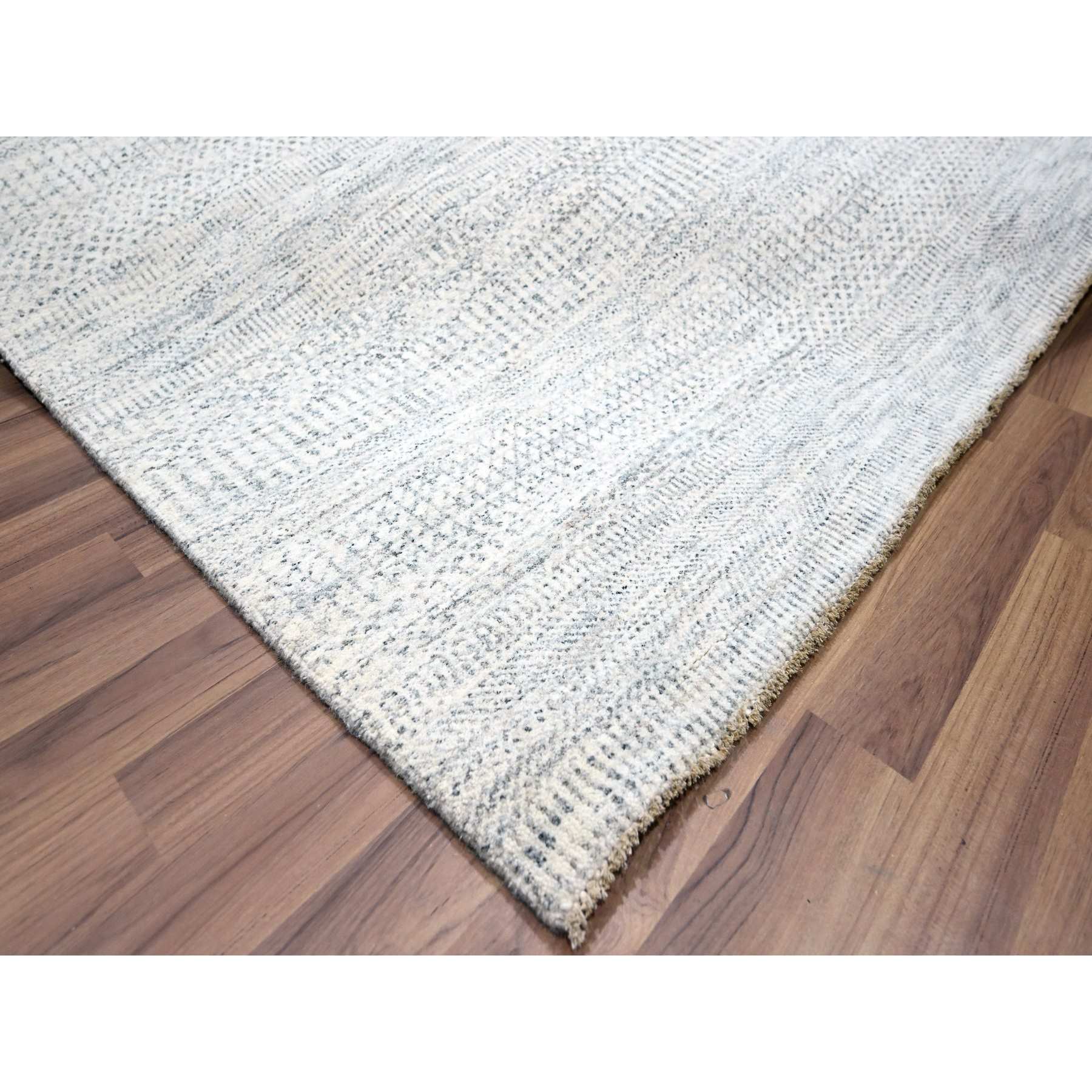 Modern-and-Contemporary-Hand-Knotted-Rug-380730