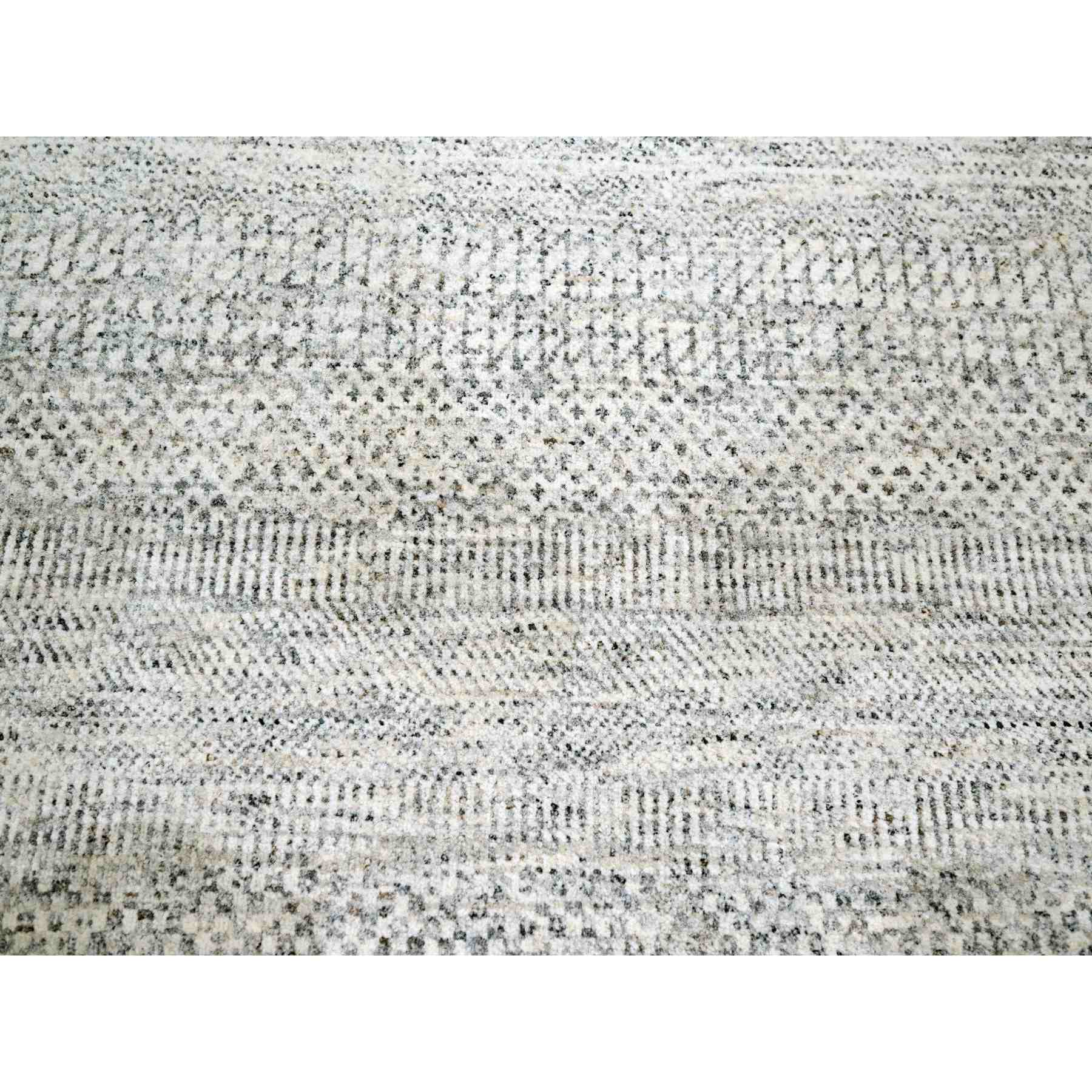 Modern-and-Contemporary-Hand-Knotted-Rug-380730