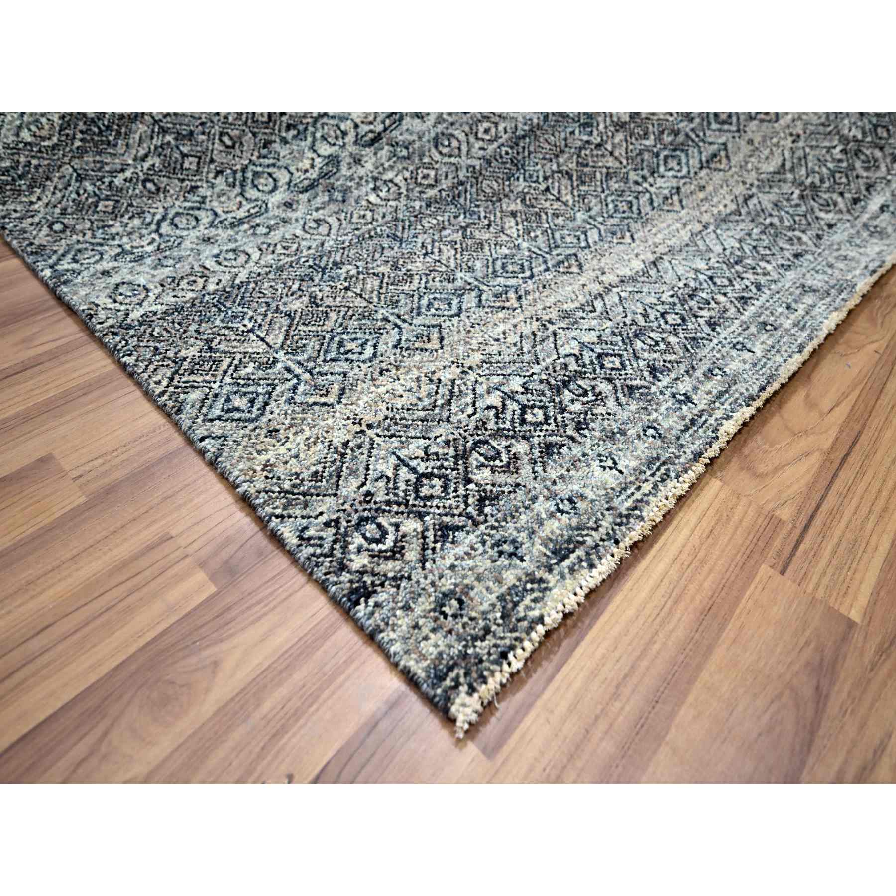 Modern-and-Contemporary-Hand-Knotted-Rug-380750