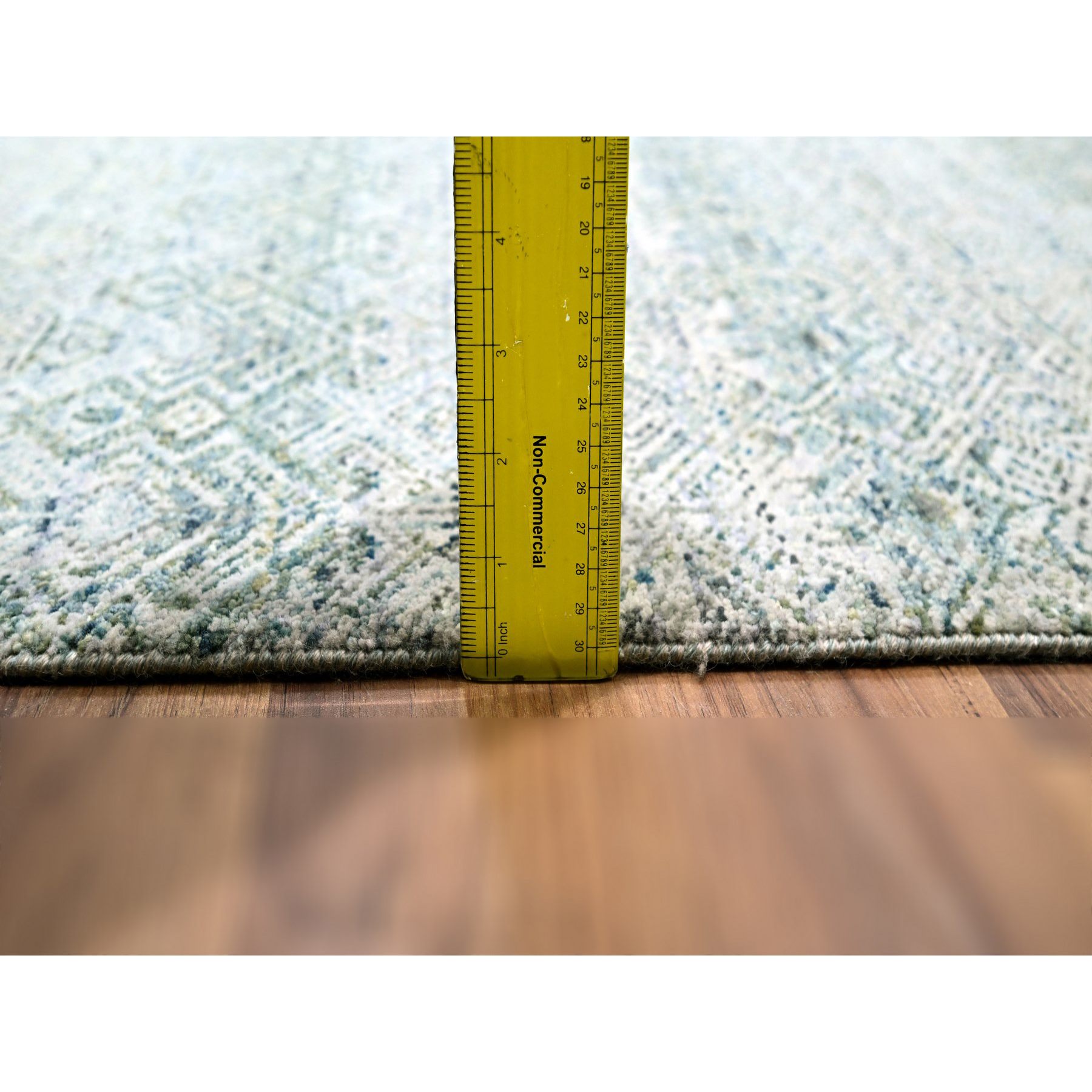 Modern-and-Contemporary-Hand-Knotted-Rug-380755