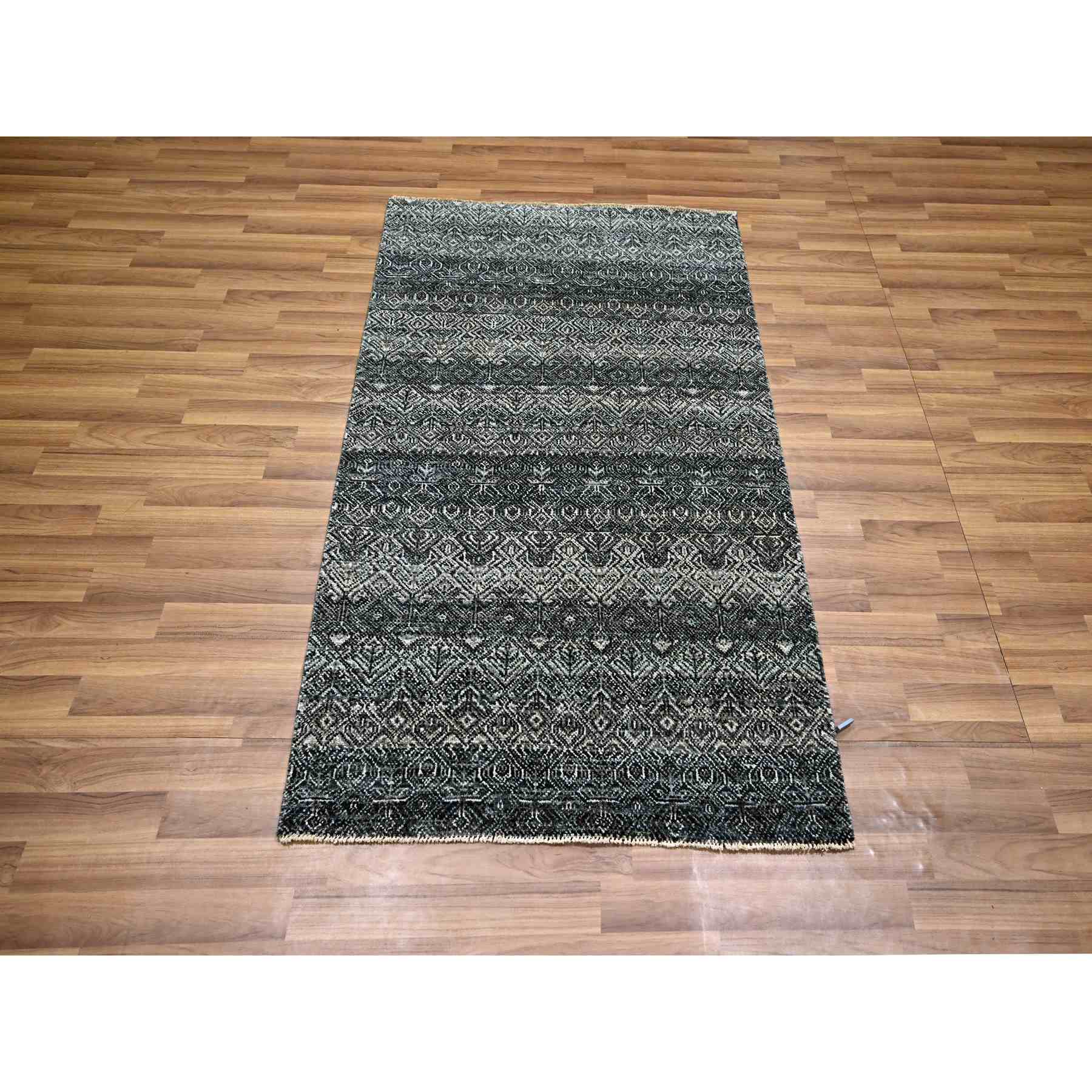 Modern-and-Contemporary-Hand-Knotted-Rug-380780