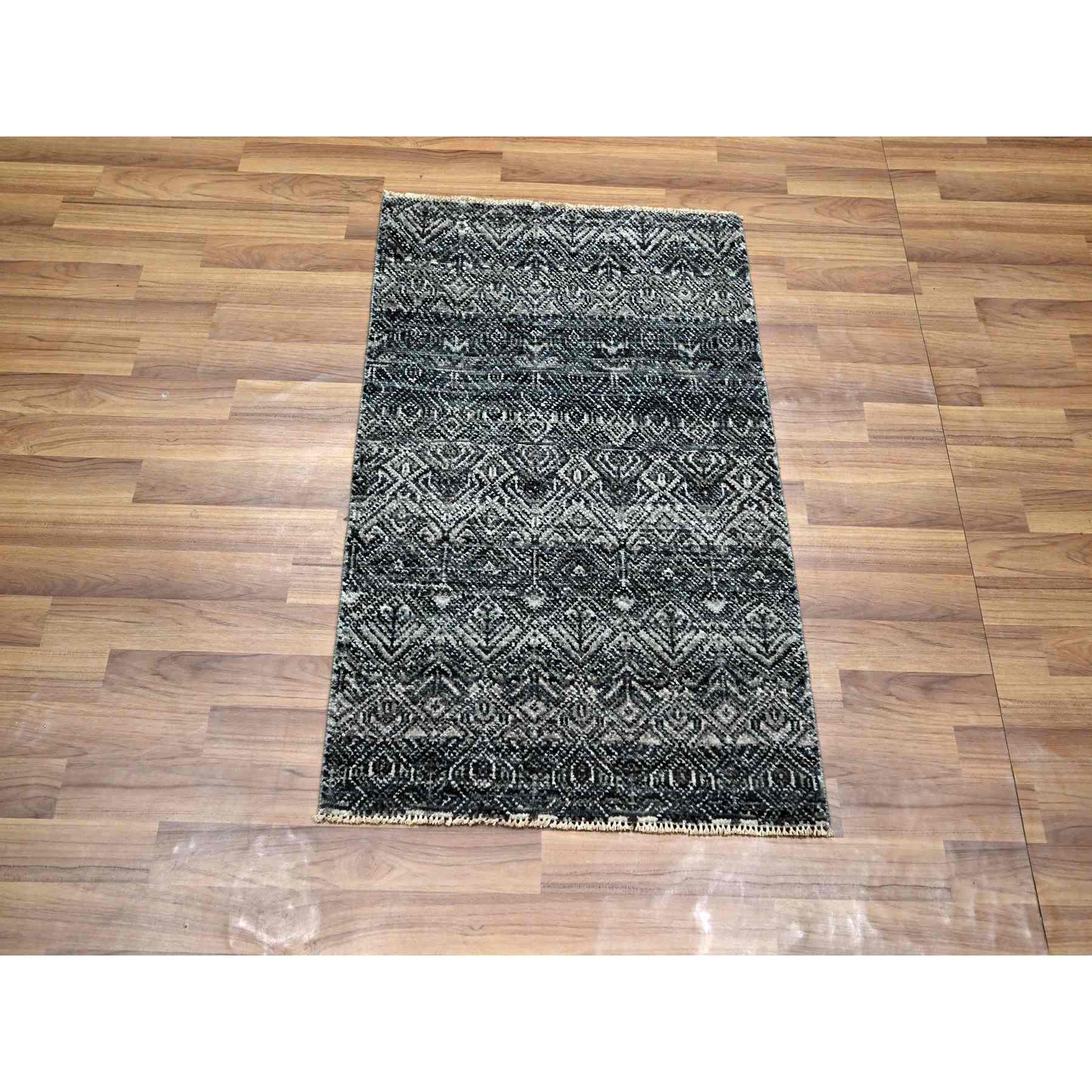 Modern-and-Contemporary-Hand-Knotted-Rug-380785