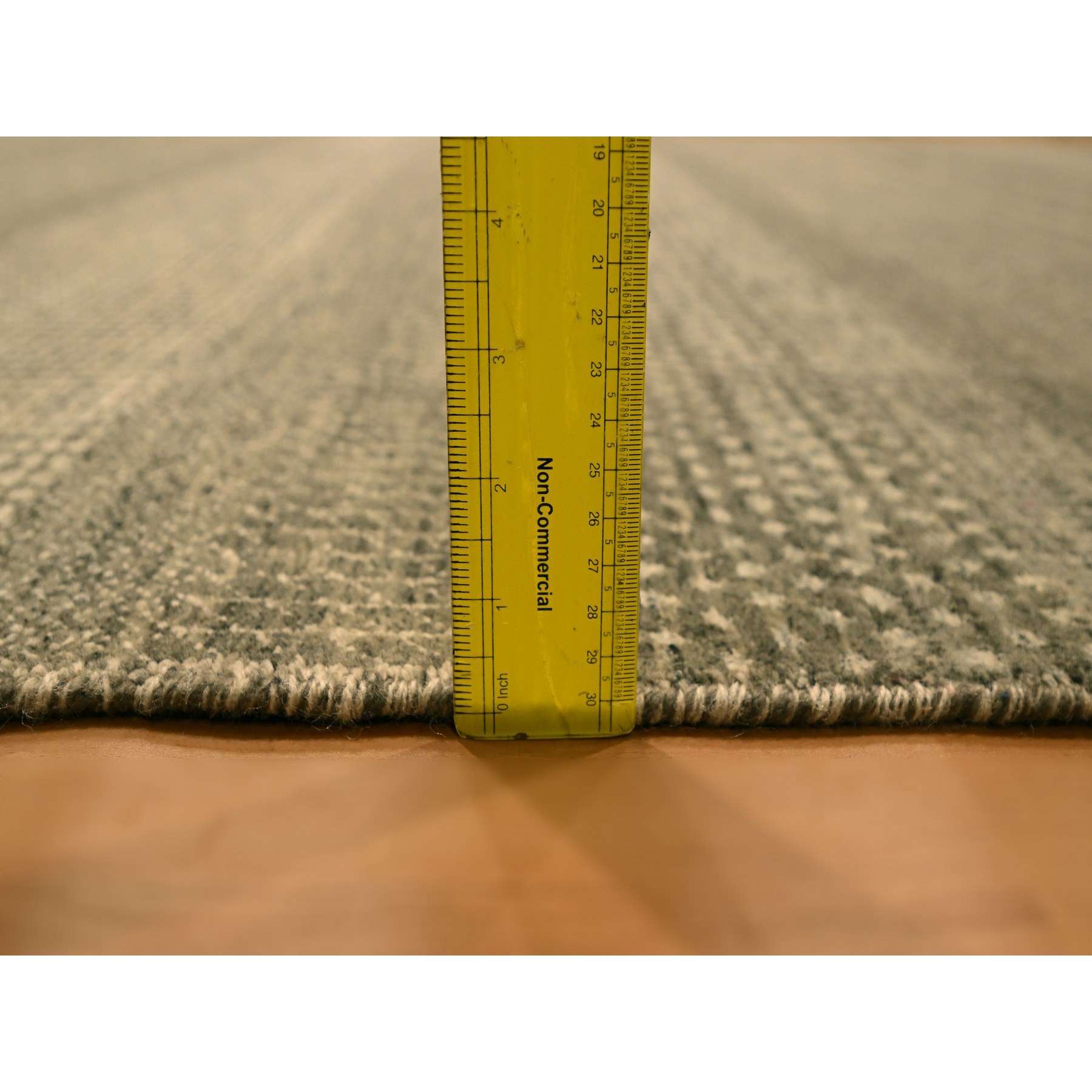 Modern-and-Contemporary-Hand-Knotted-Rug-380890