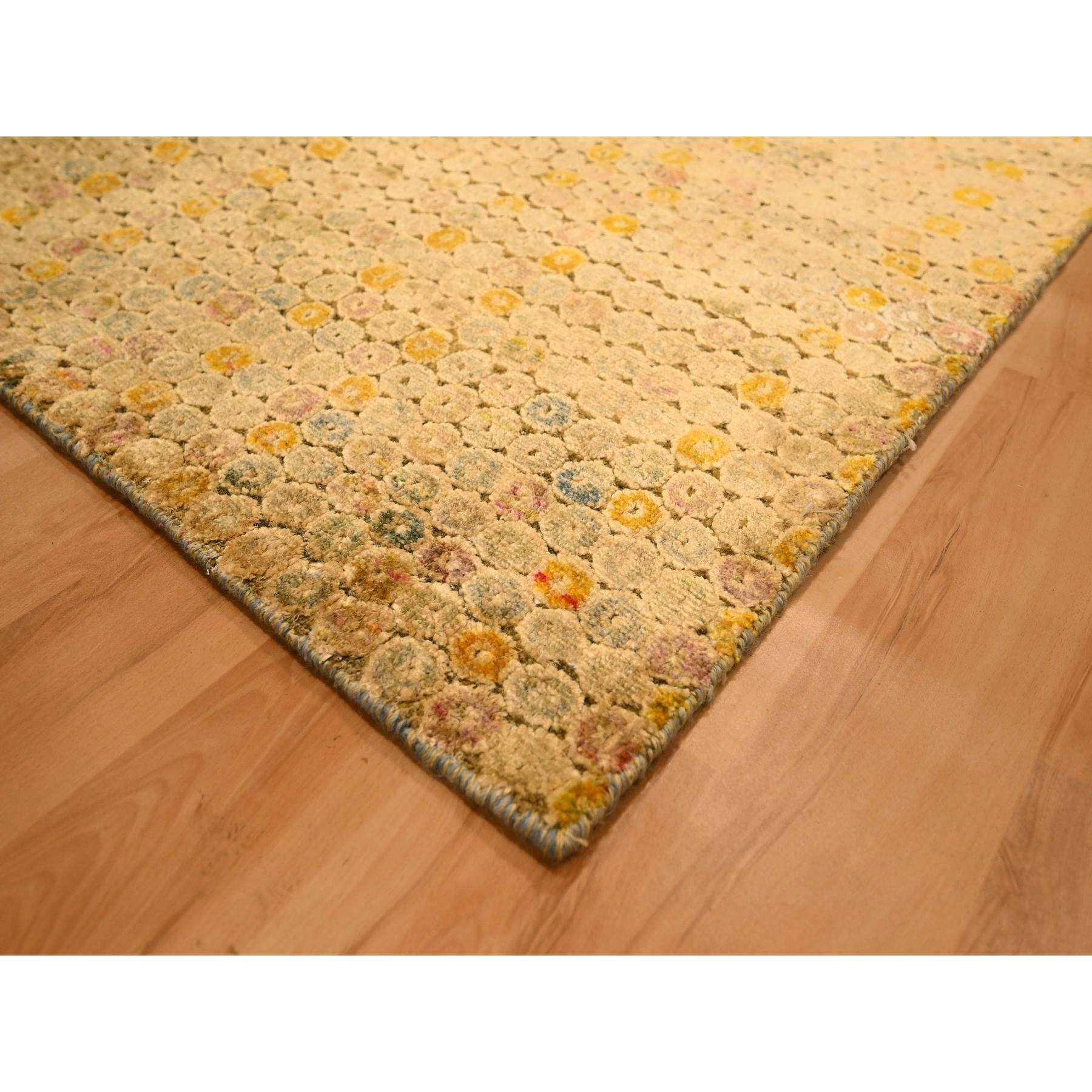 Modern-and-Contemporary-Hand-Knotted-Rug-380920