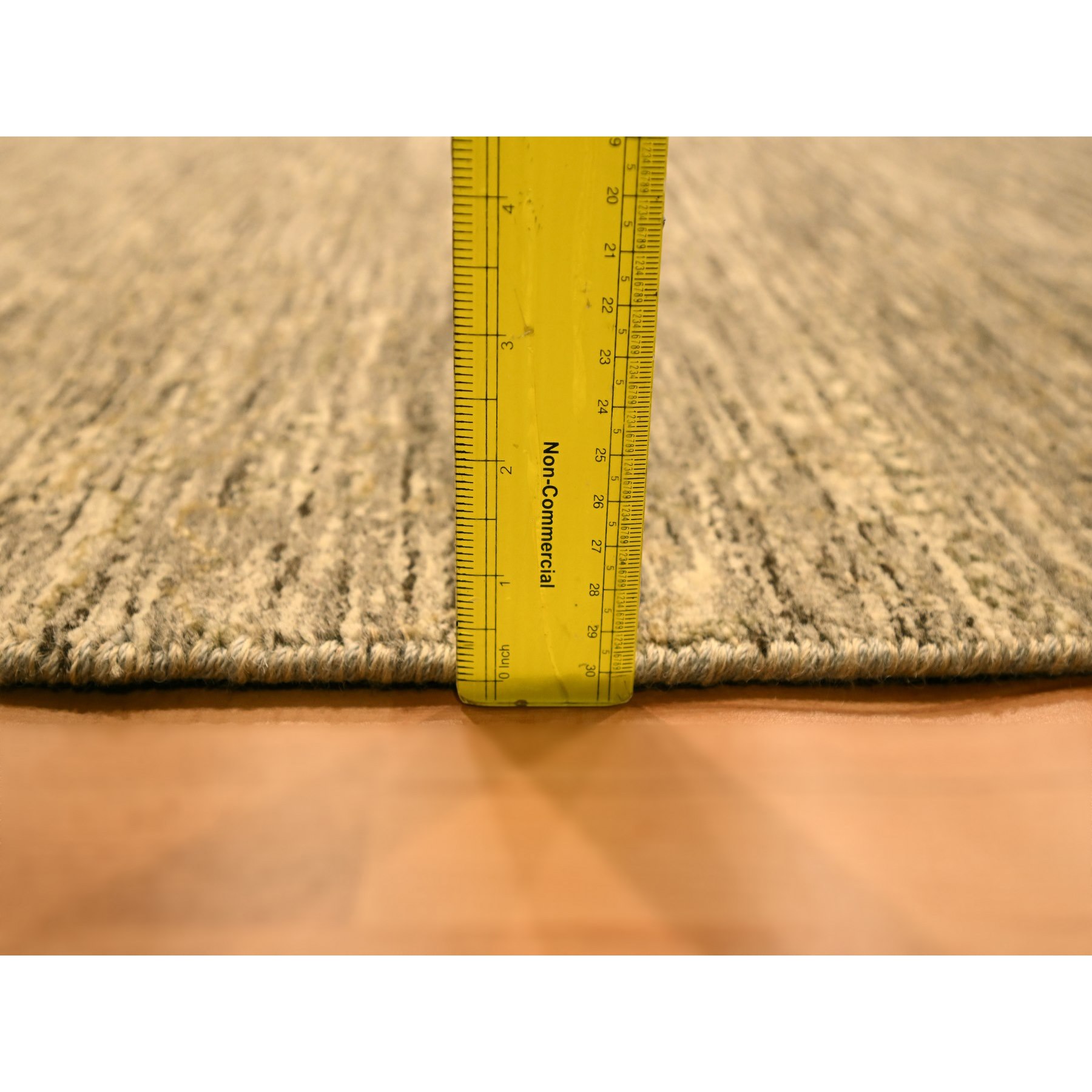 Modern-and-Contemporary-Hand-Knotted-Rug-380925
