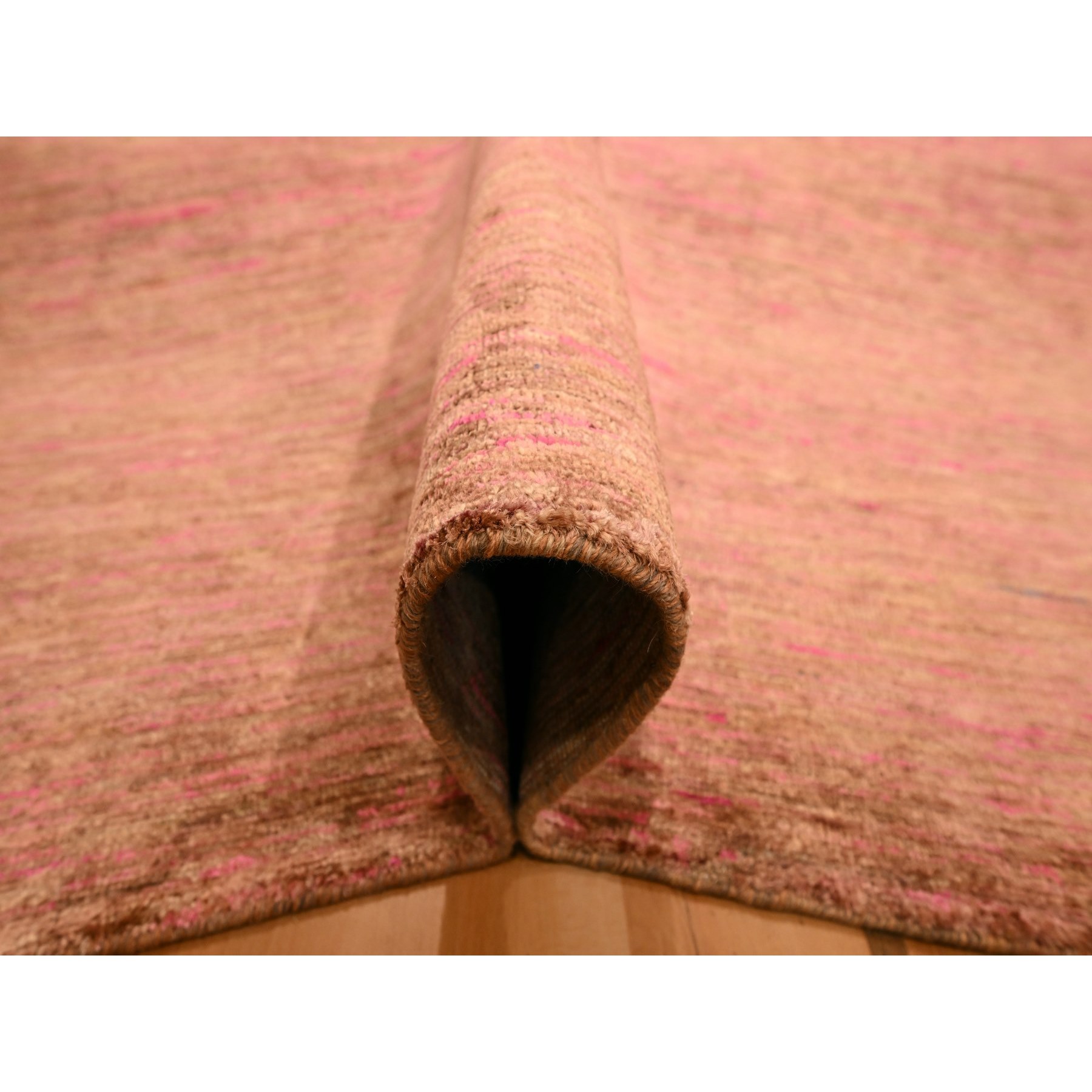 Modern-and-Contemporary-Hand-Knotted-Rug-380935