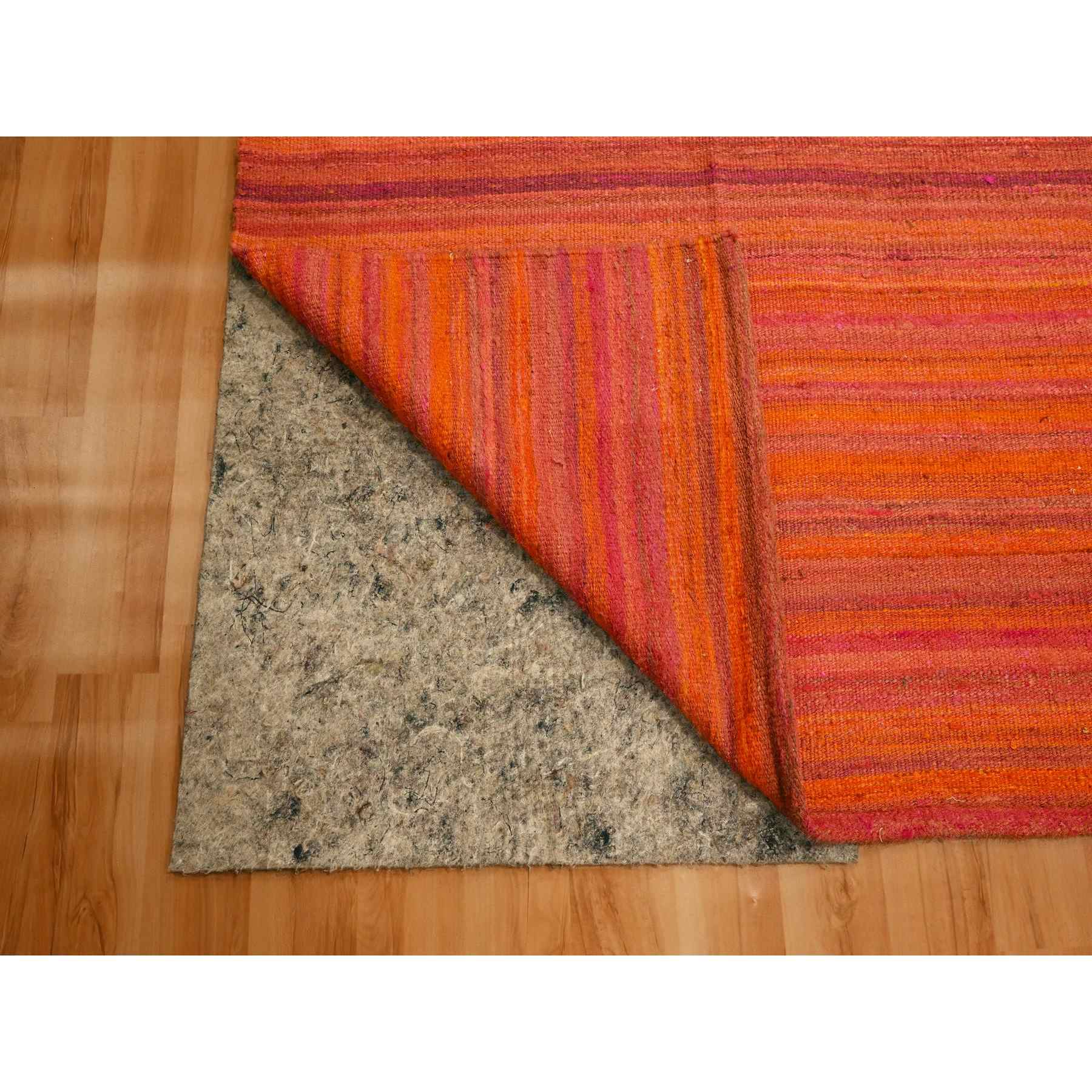 Modern-and-Contemporary-Hand-Knotted-Rug-381050