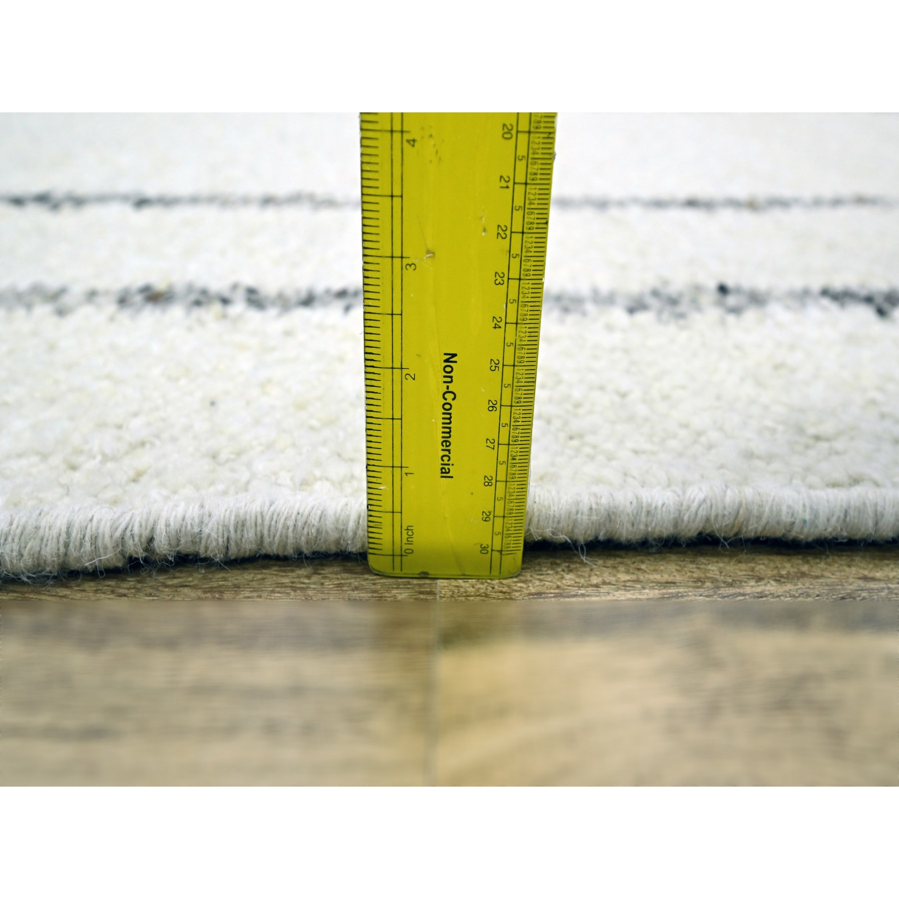 Modern-and-Contemporary-Hand-Knotted-Rug-381060