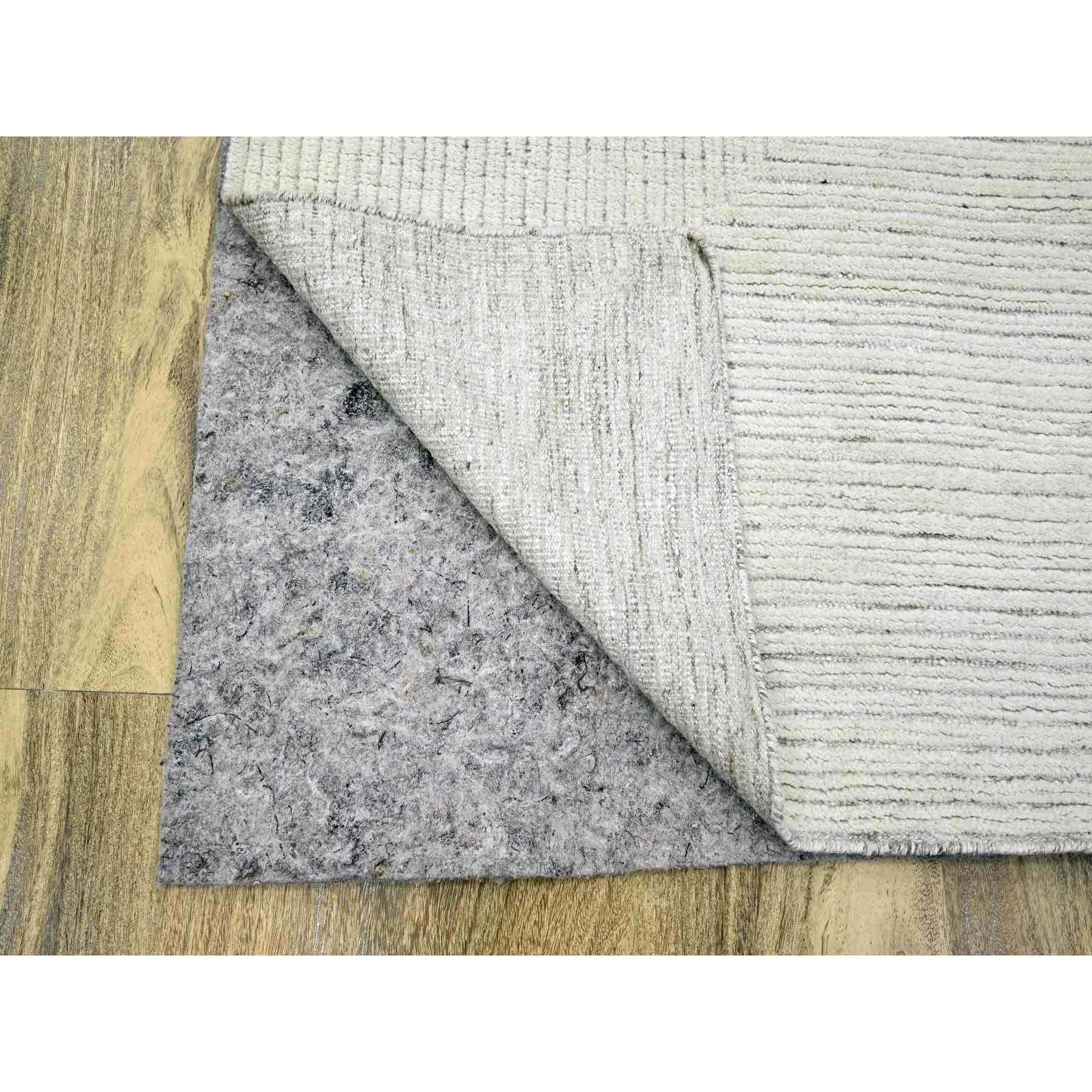 Modern-and-Contemporary-Hand-Knotted-Rug-381075