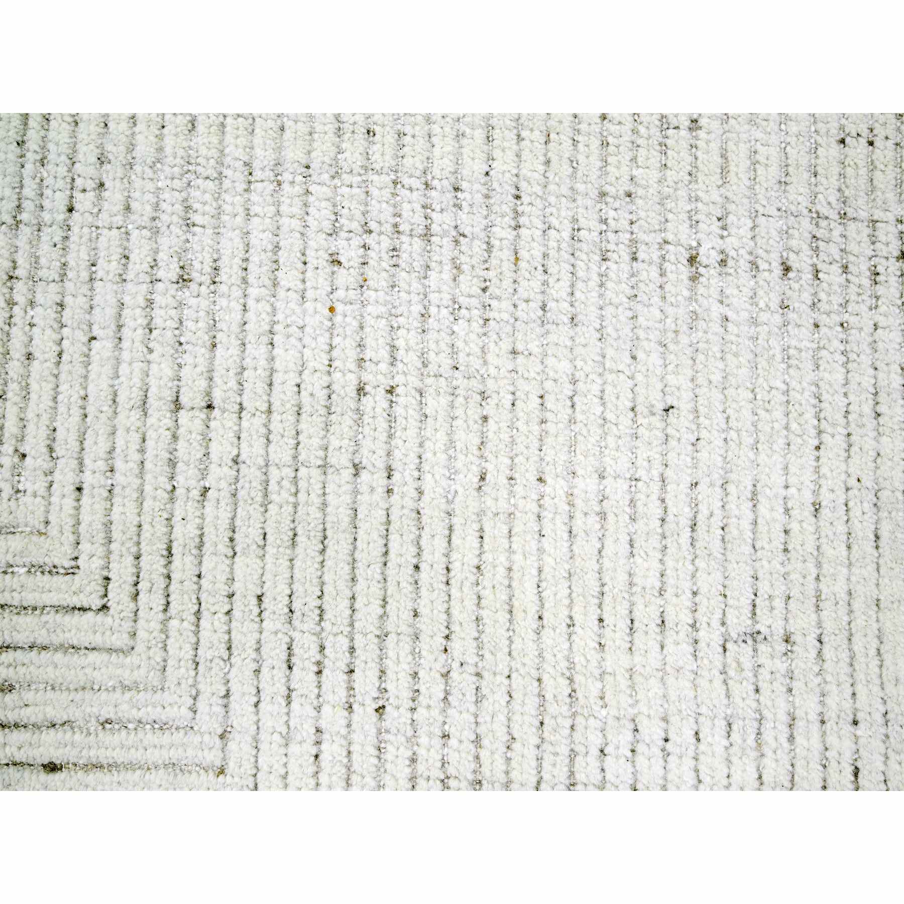 Modern-and-Contemporary-Hand-Knotted-Rug-381075