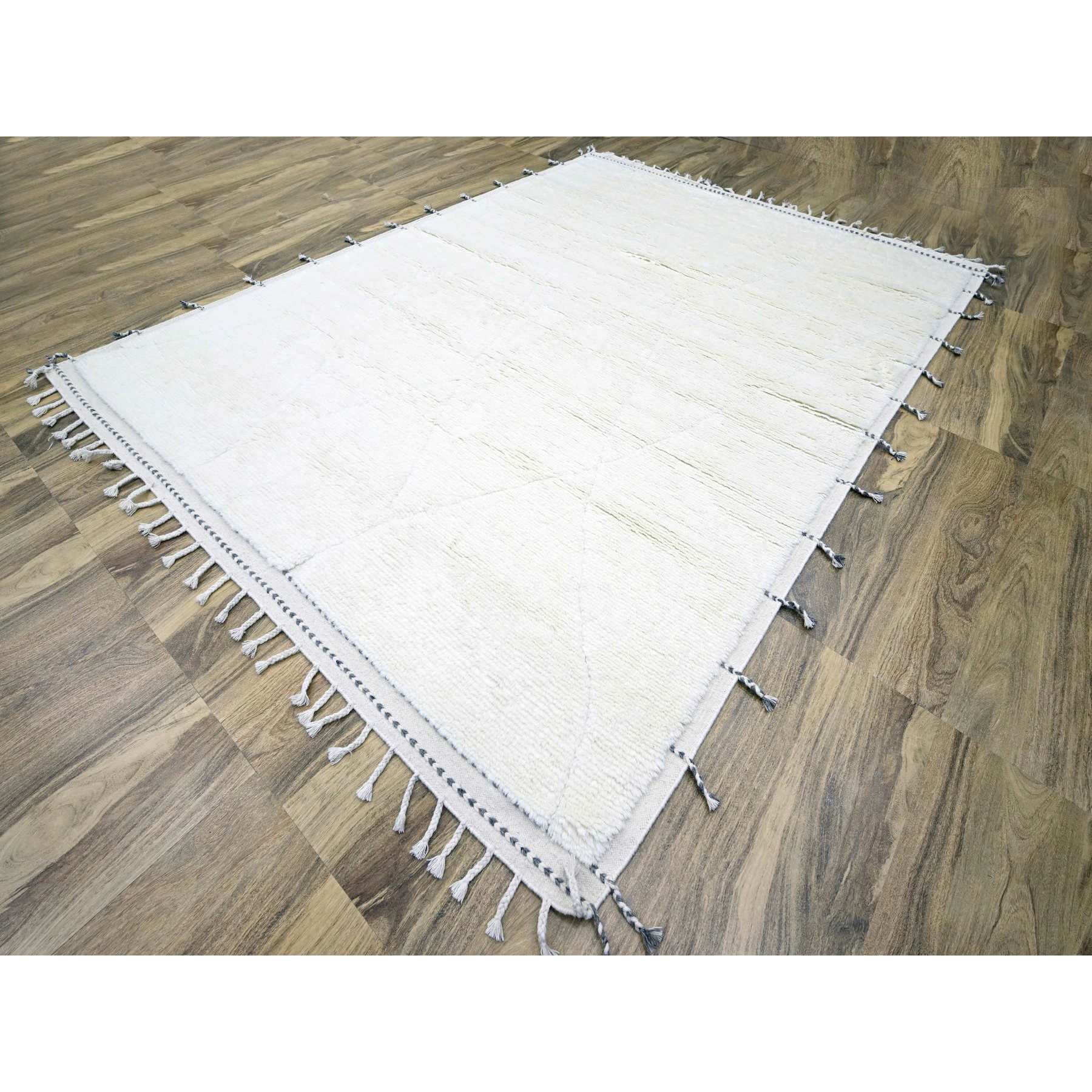 Modern-and-Contemporary-Hand-Knotted-Rug-381095