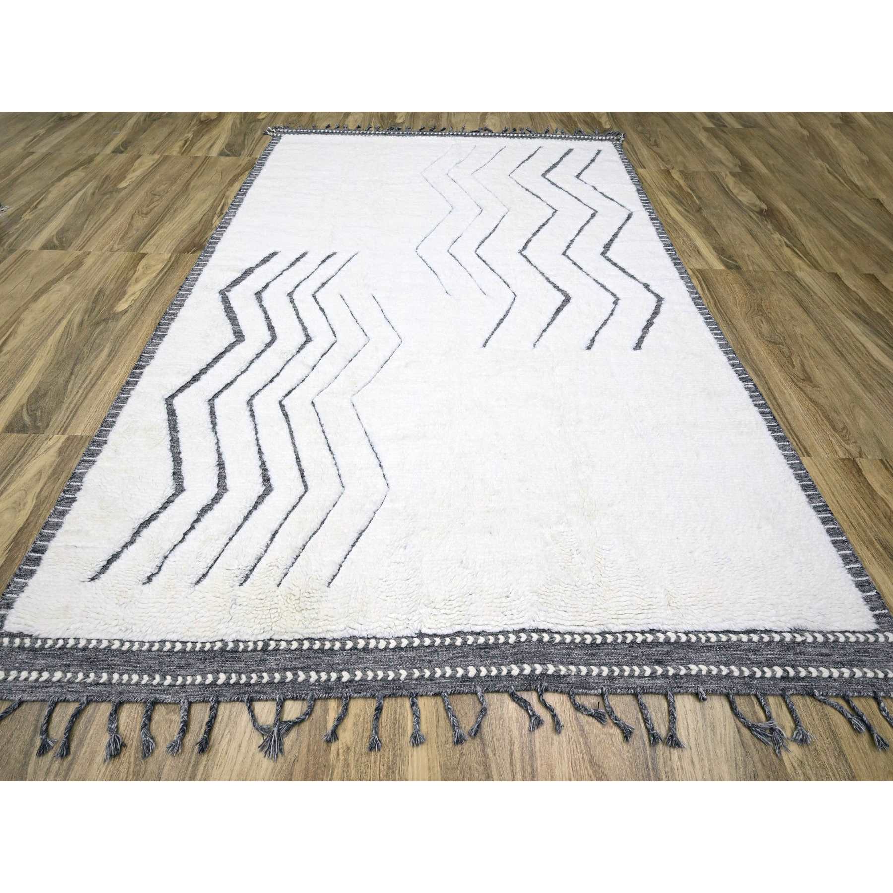 Modern-and-Contemporary-Hand-Knotted-Rug-381110