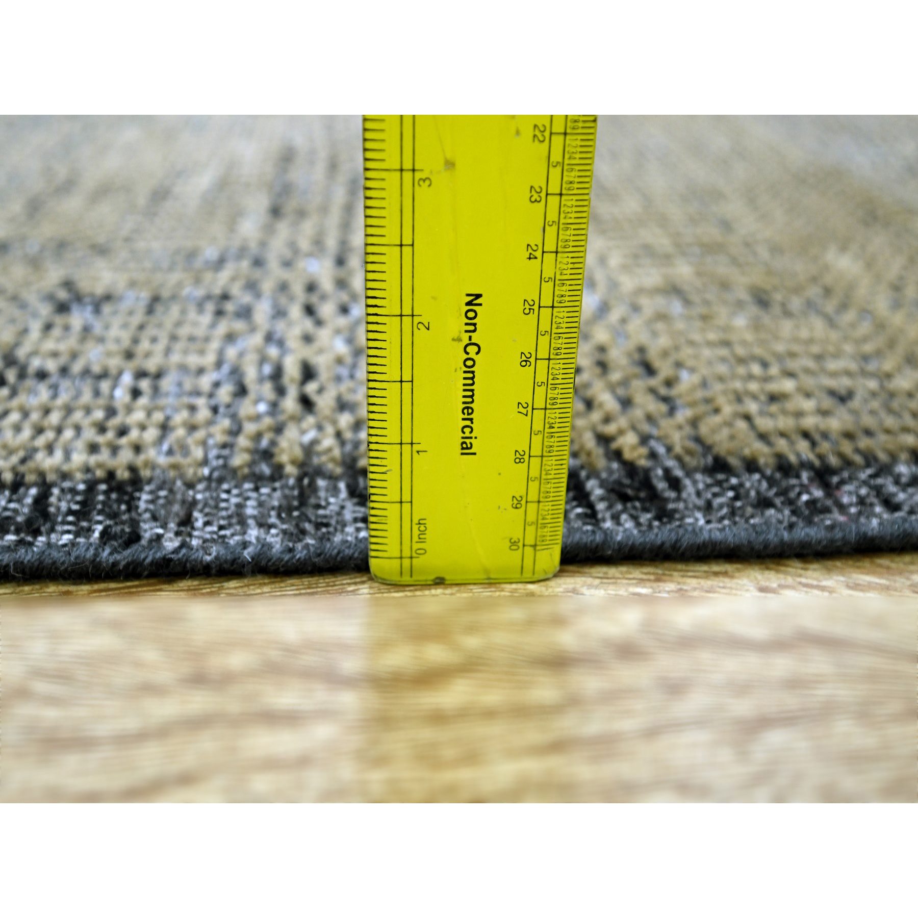 Modern-and-Contemporary-Hand-Knotted-Rug-381230