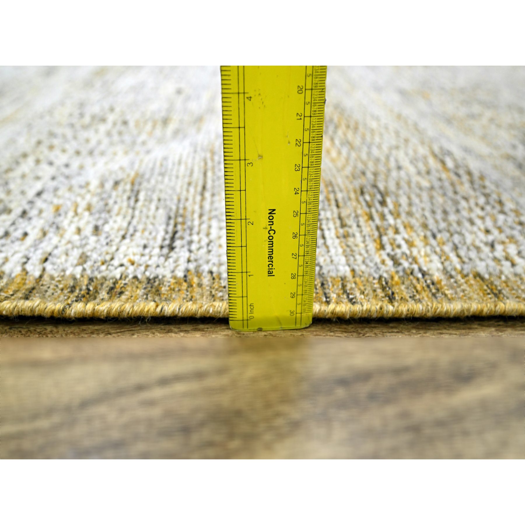 Modern-and-Contemporary-Hand-Knotted-Rug-381365