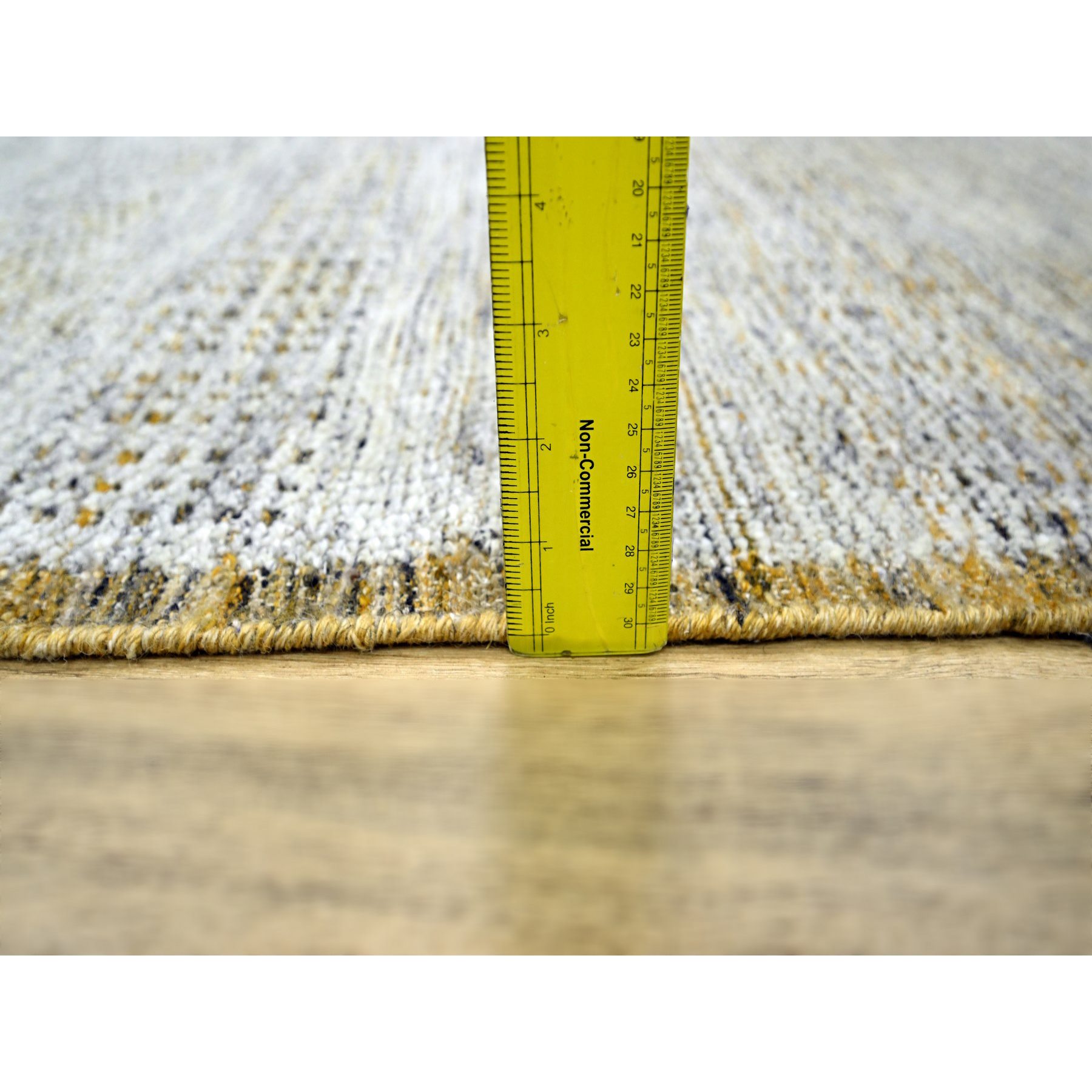 Modern-and-Contemporary-Hand-Knotted-Rug-381370