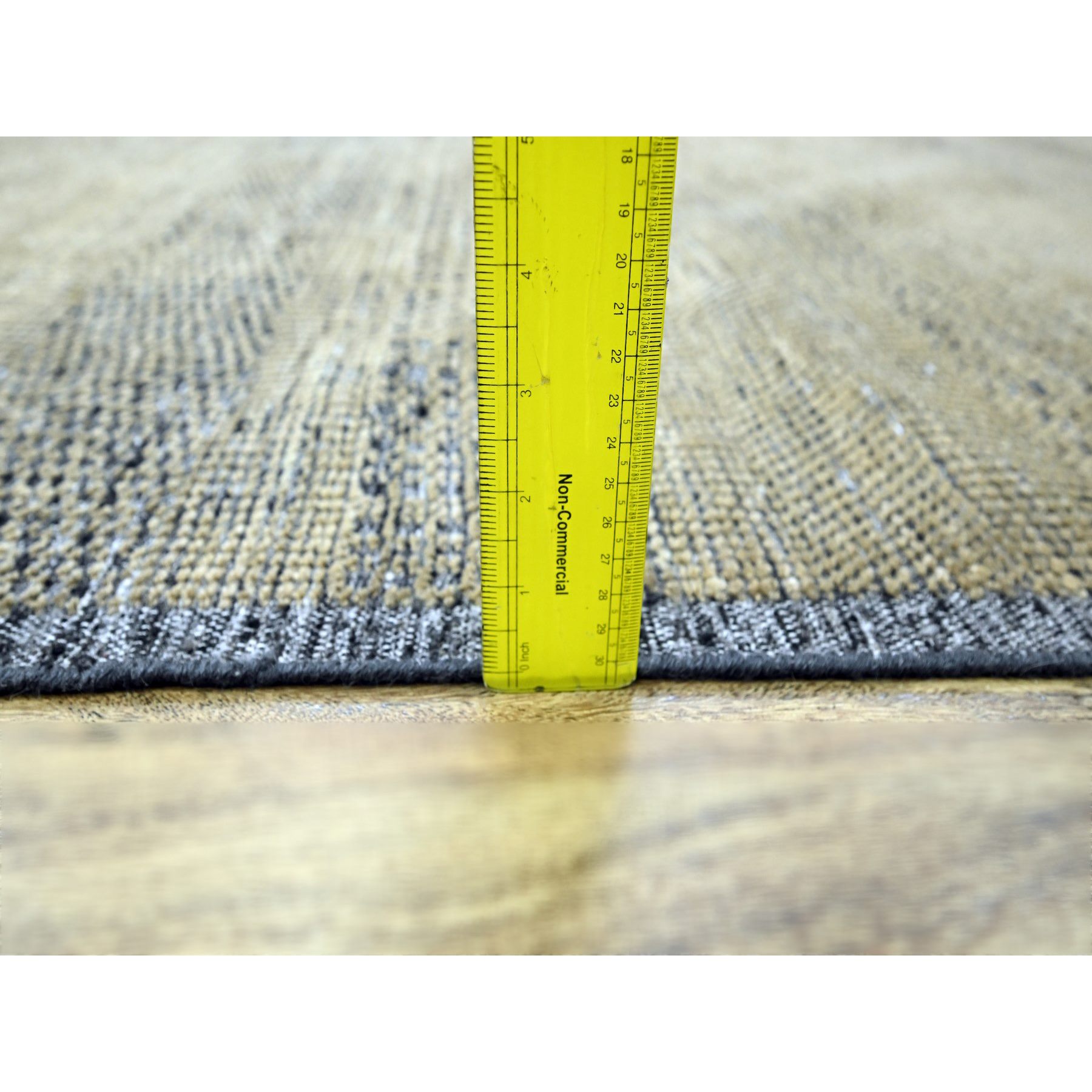 Modern-and-Contemporary-Hand-Knotted-Rug-381445