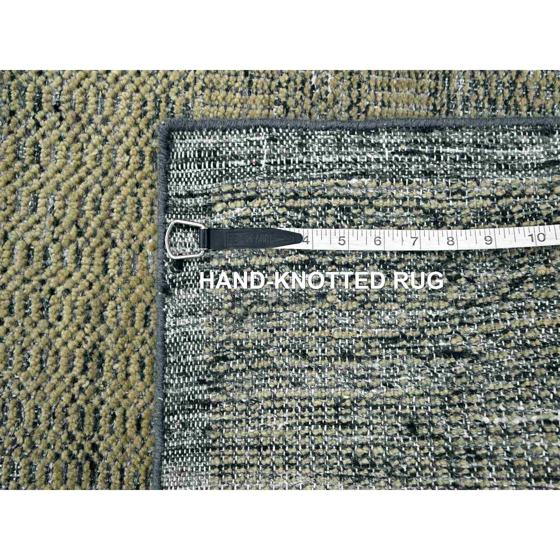 Modern-and-Contemporary-Hand-Knotted-Rug-381445
