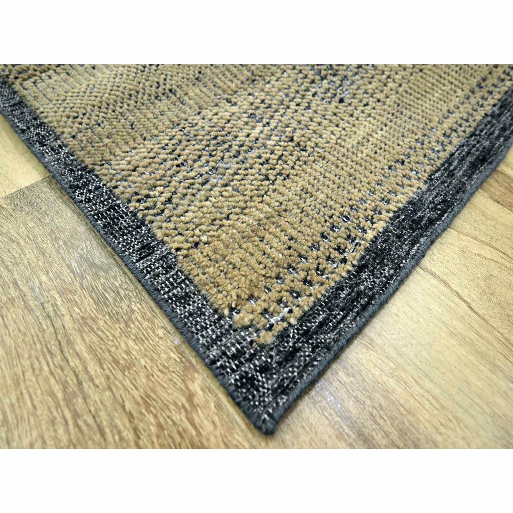 Modern-and-Contemporary-Hand-Knotted-Rug-381510