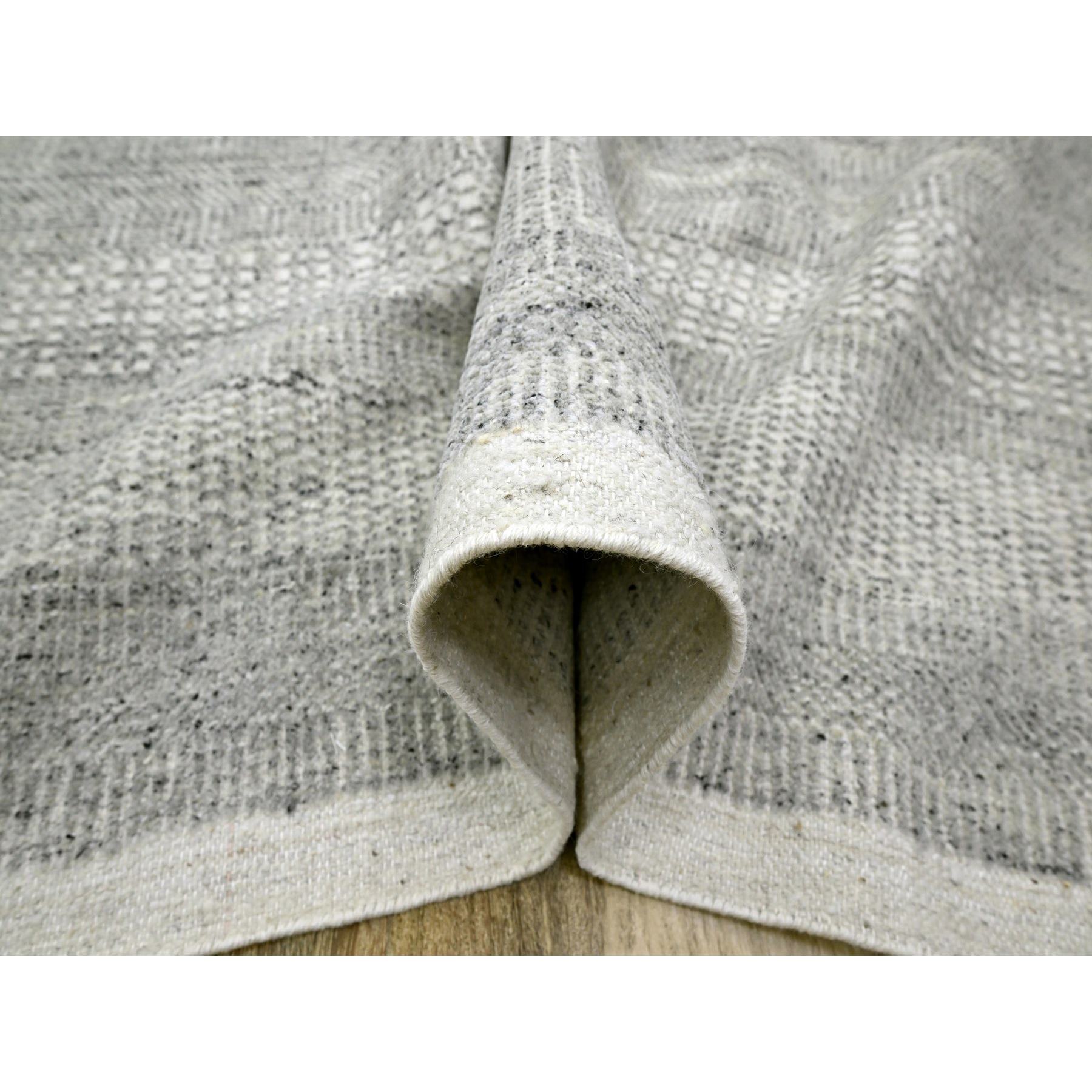 Modern-and-Contemporary-Hand-Knotted-Rug-381520