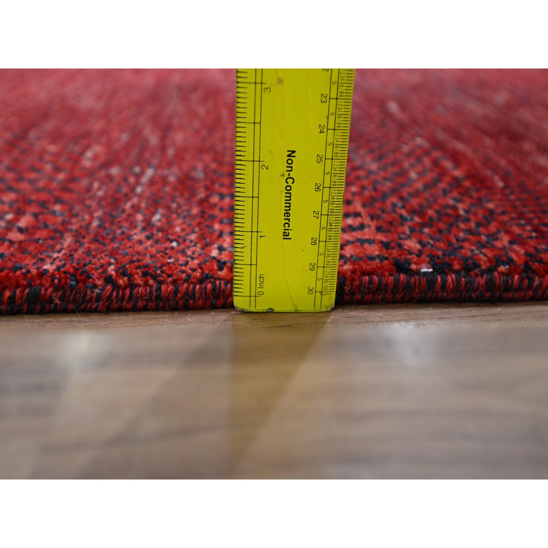 Modern-and-Contemporary-Hand-Knotted-Rug-381585