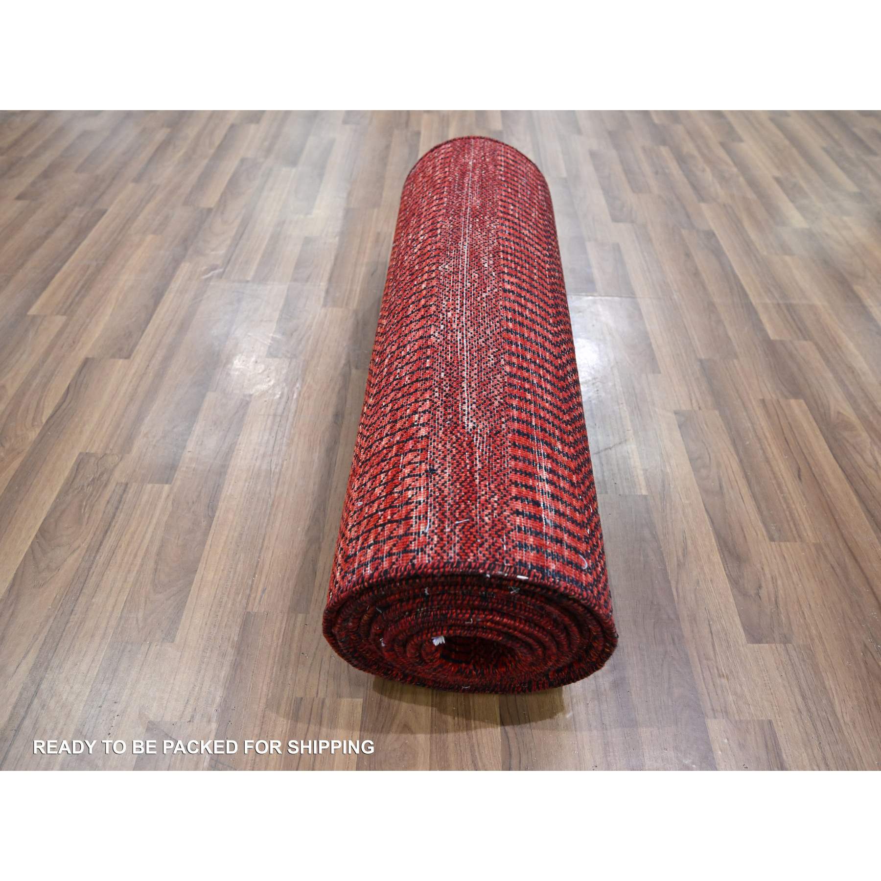 Modern-and-Contemporary-Hand-Knotted-Rug-381590