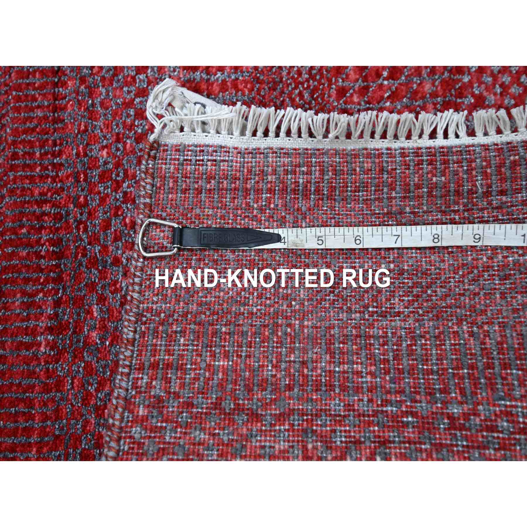 Modern-and-Contemporary-Hand-Knotted-Rug-381600