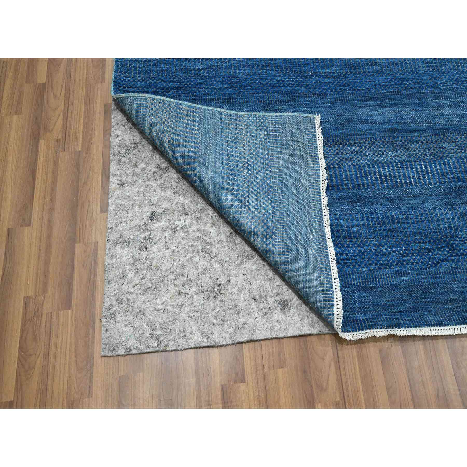 Modern-and-Contemporary-Hand-Knotted-Rug-381610