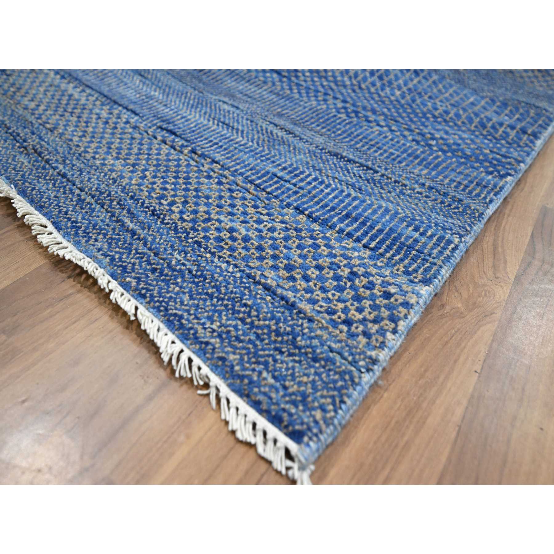 Modern-and-Contemporary-Hand-Knotted-Rug-381630
