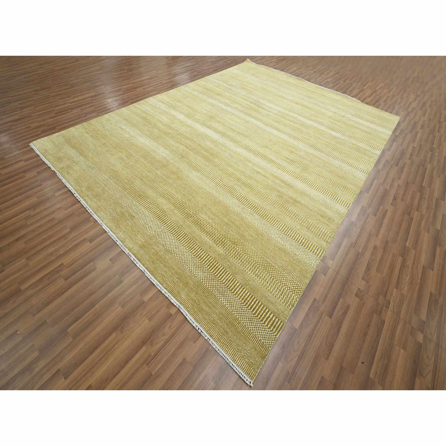 Modern-and-Contemporary-Hand-Knotted-Rug-381635