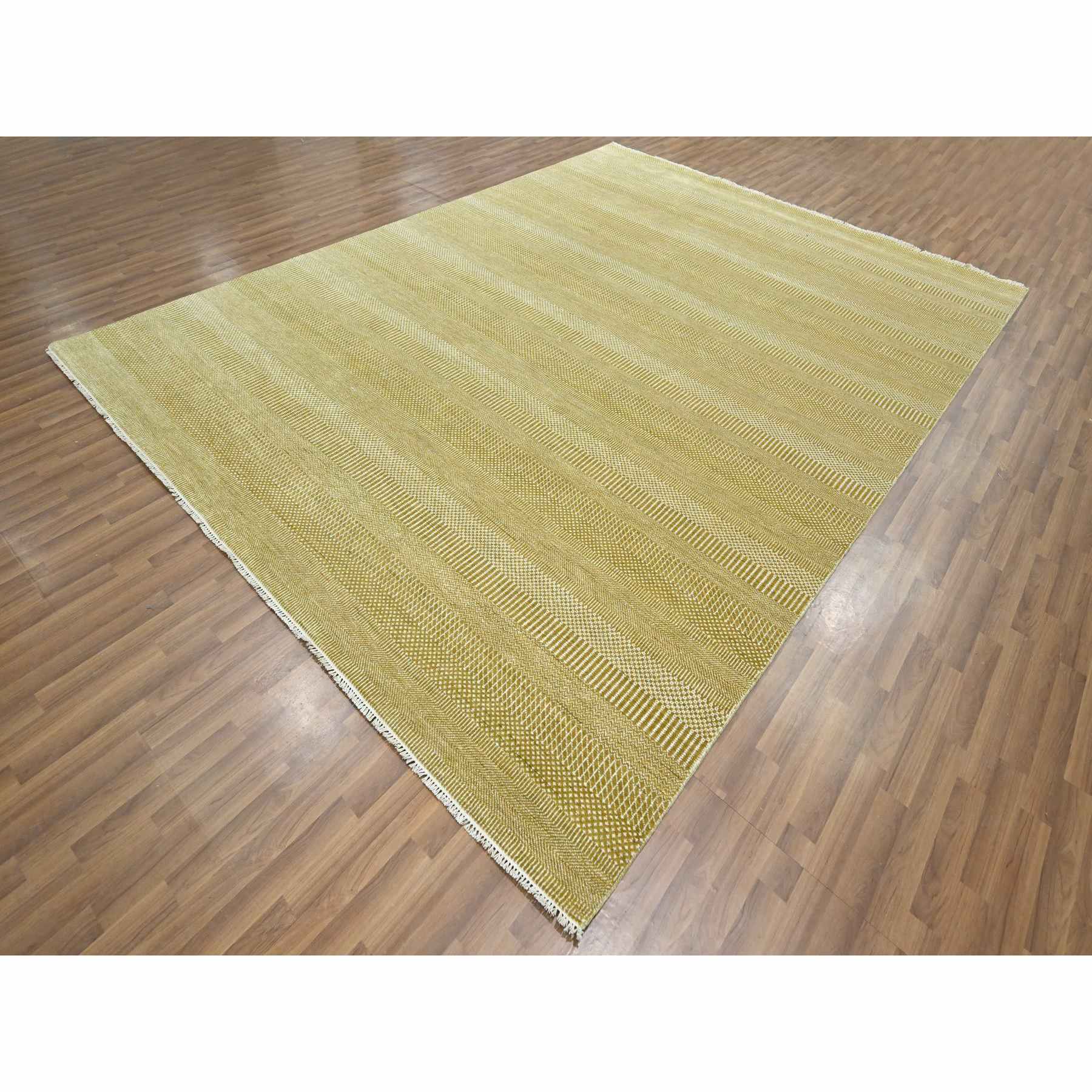 Modern-and-Contemporary-Hand-Knotted-Rug-381645
