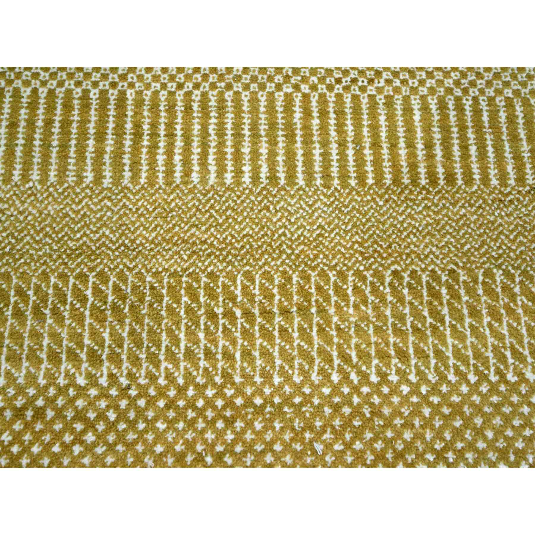 Modern-and-Contemporary-Hand-Knotted-Rug-381645
