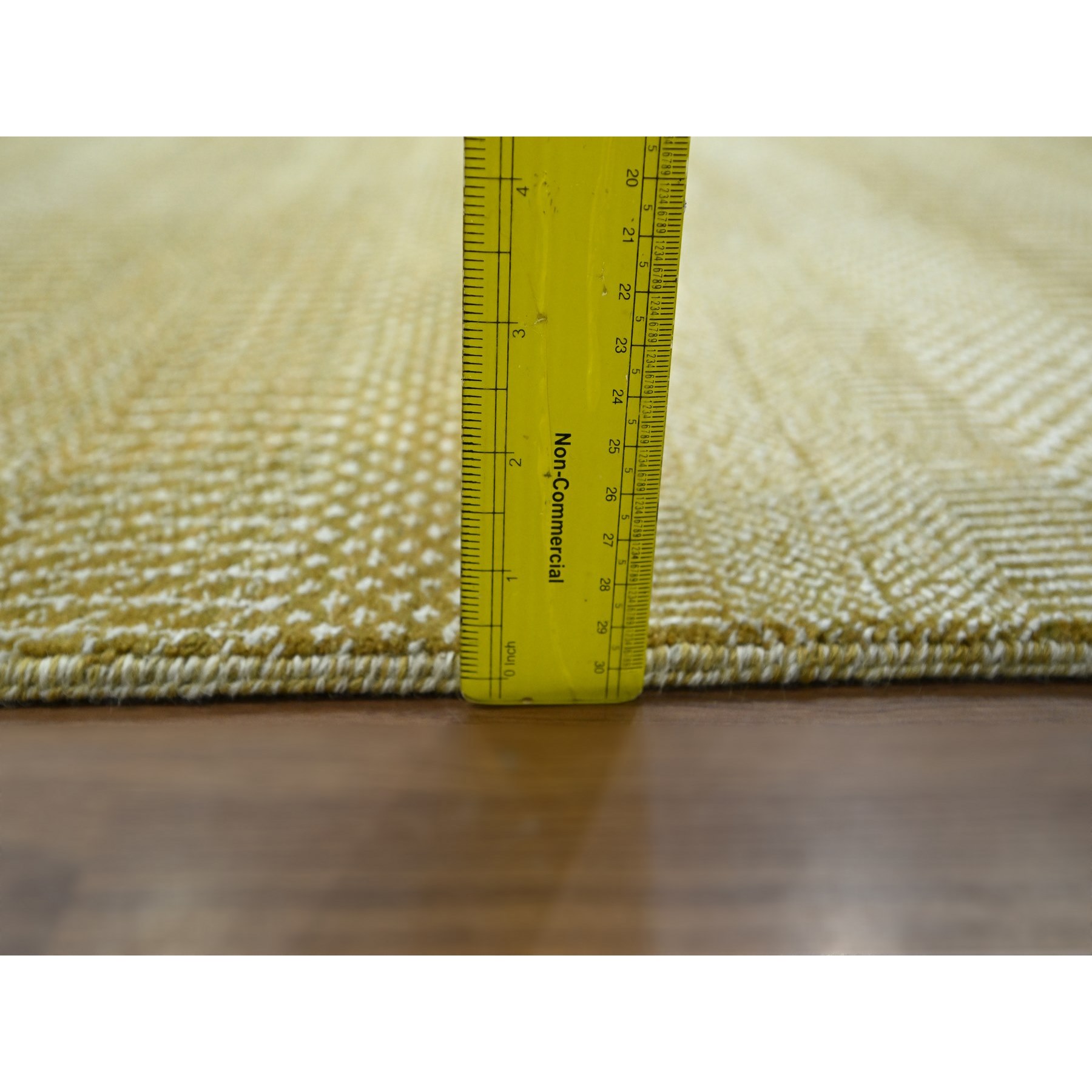 Modern-and-Contemporary-Hand-Knotted-Rug-381645