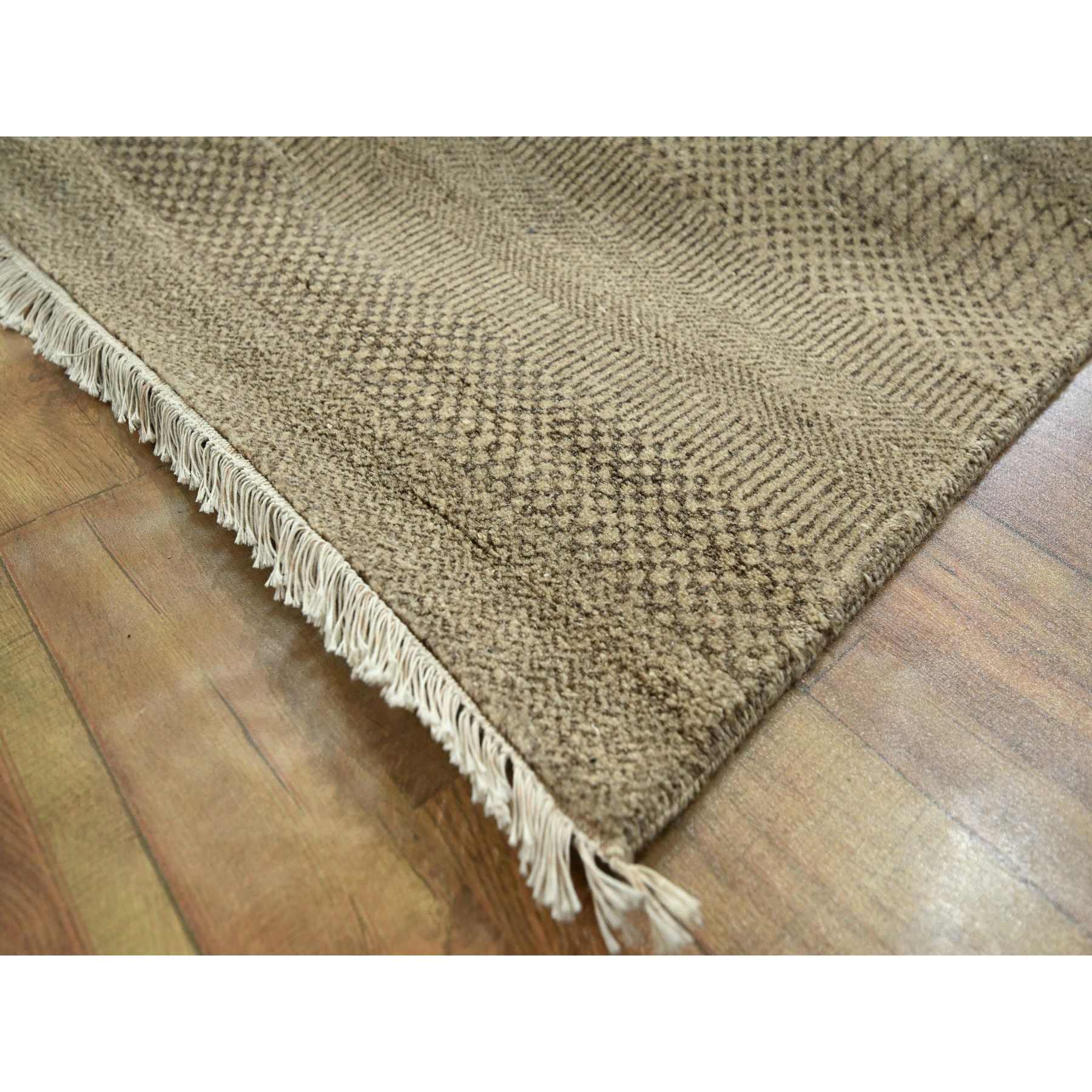 Modern-and-Contemporary-Hand-Knotted-Rug-381650