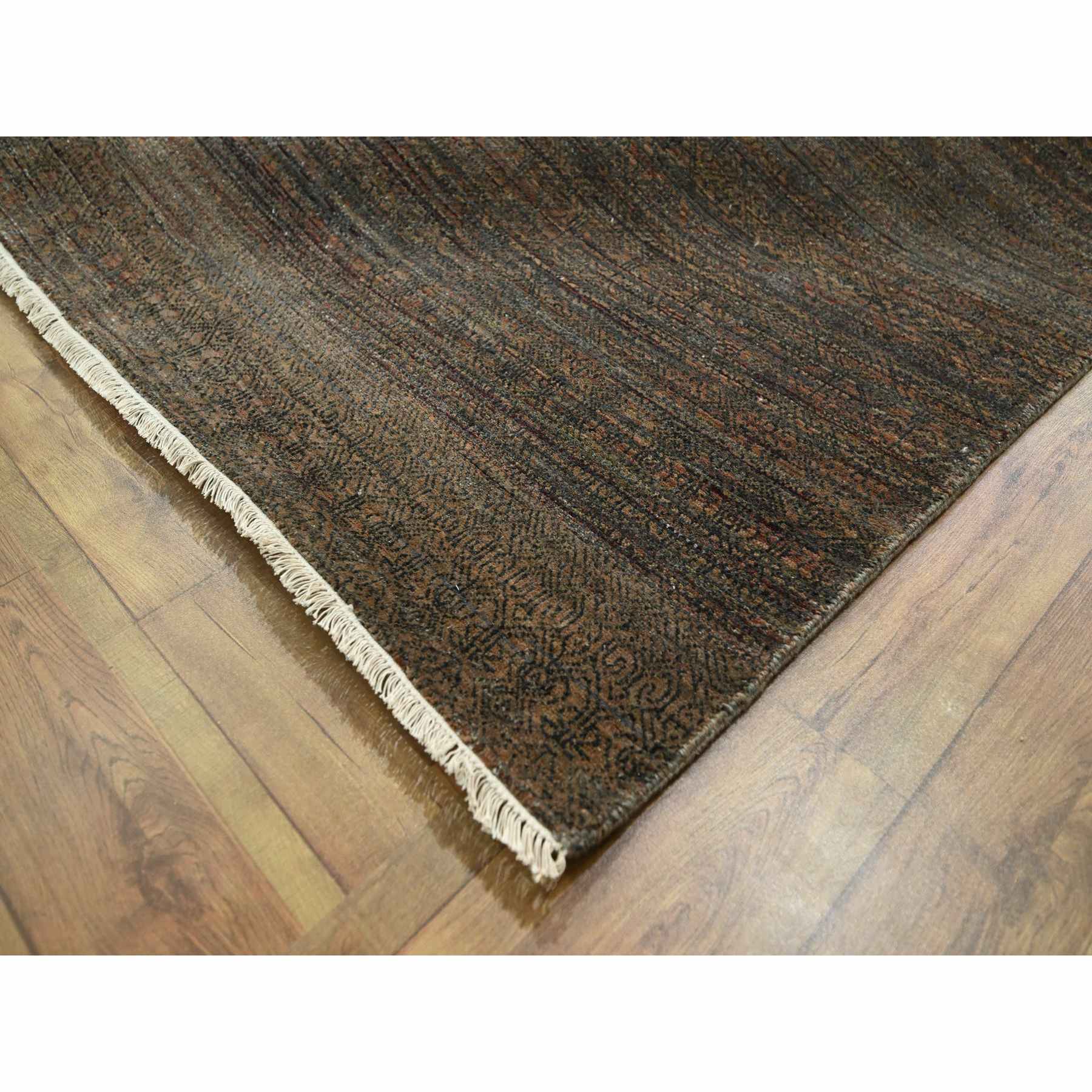 Modern-and-Contemporary-Hand-Knotted-Rug-381670